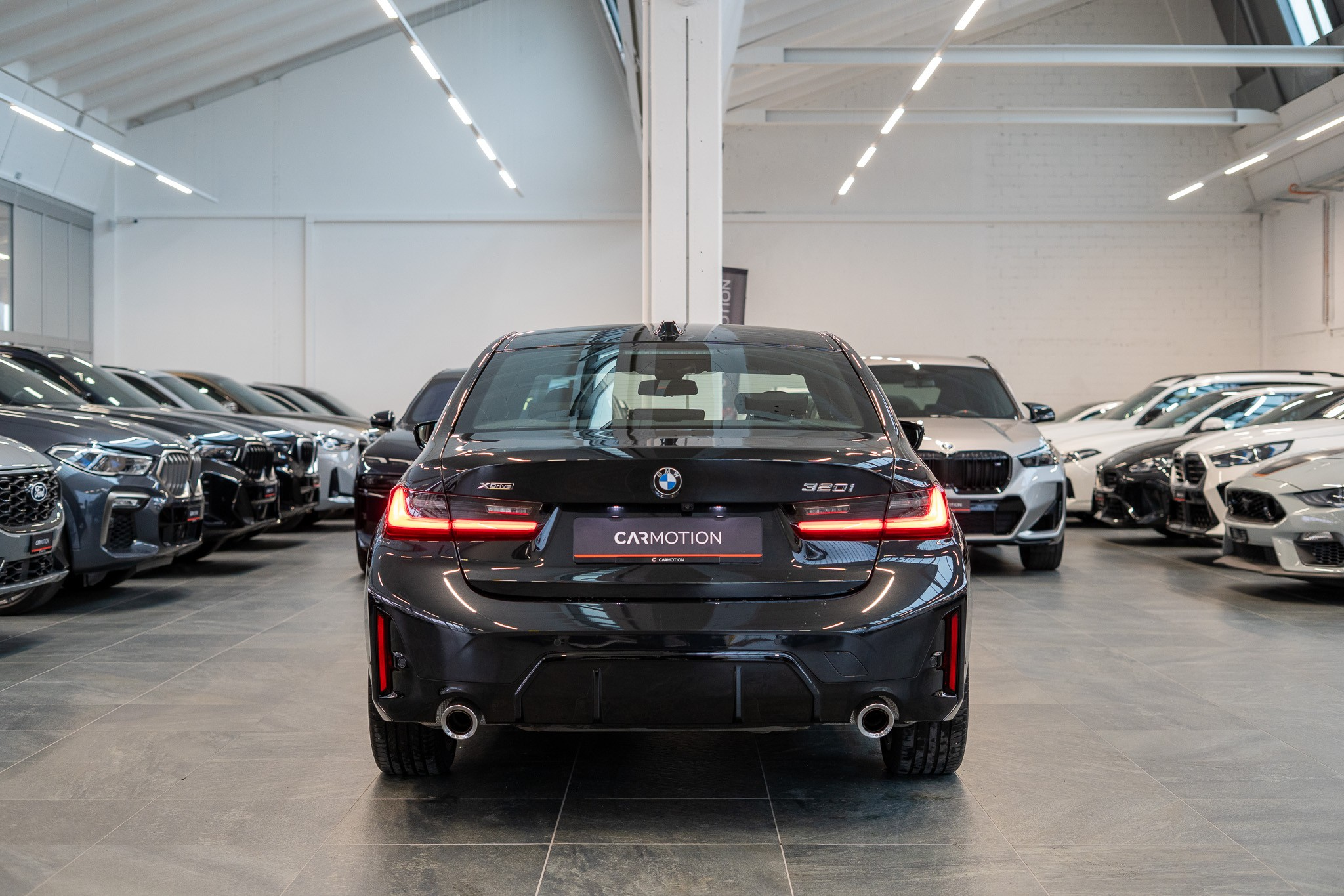 listing desktop thumbnail image 4