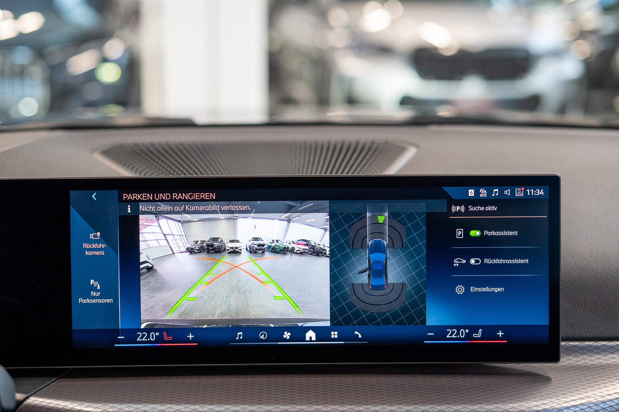 listing desktop thumbnail image 16