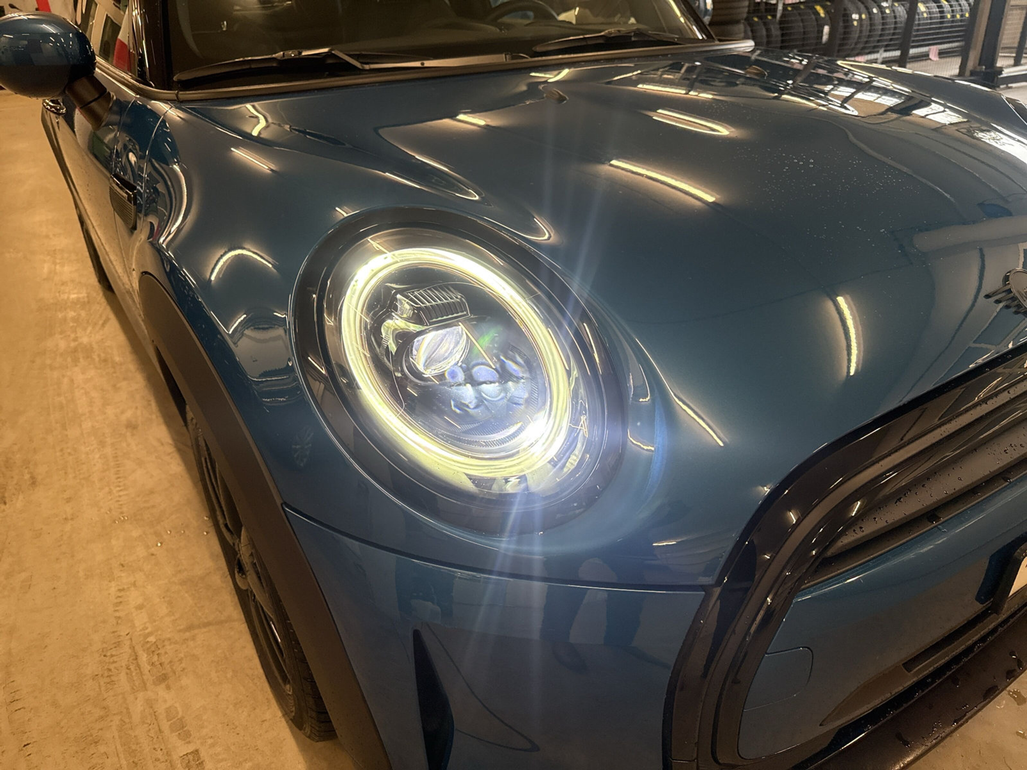 listing desktop thumbnail image 17