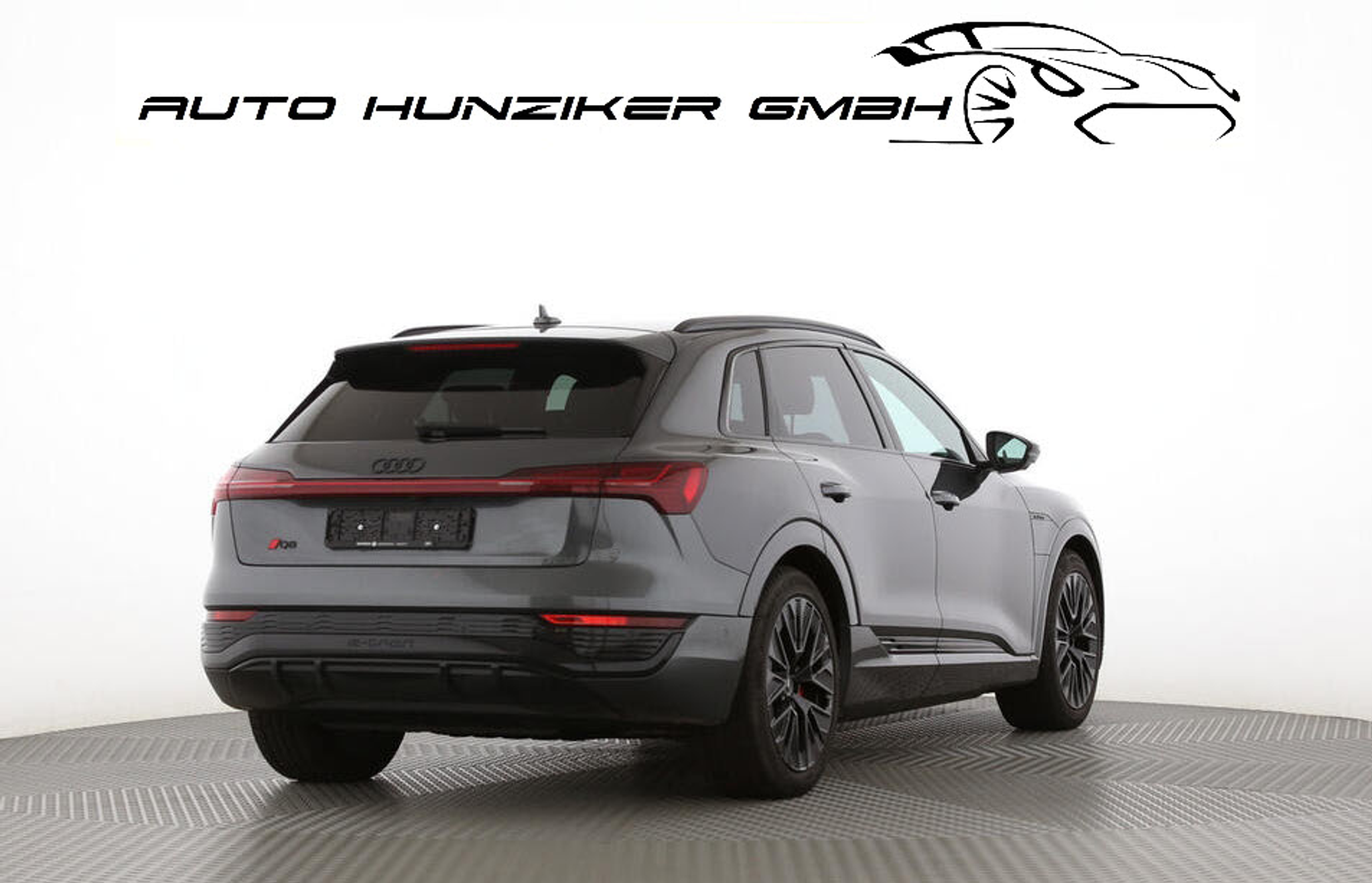 listing desktop thumbnail image 2