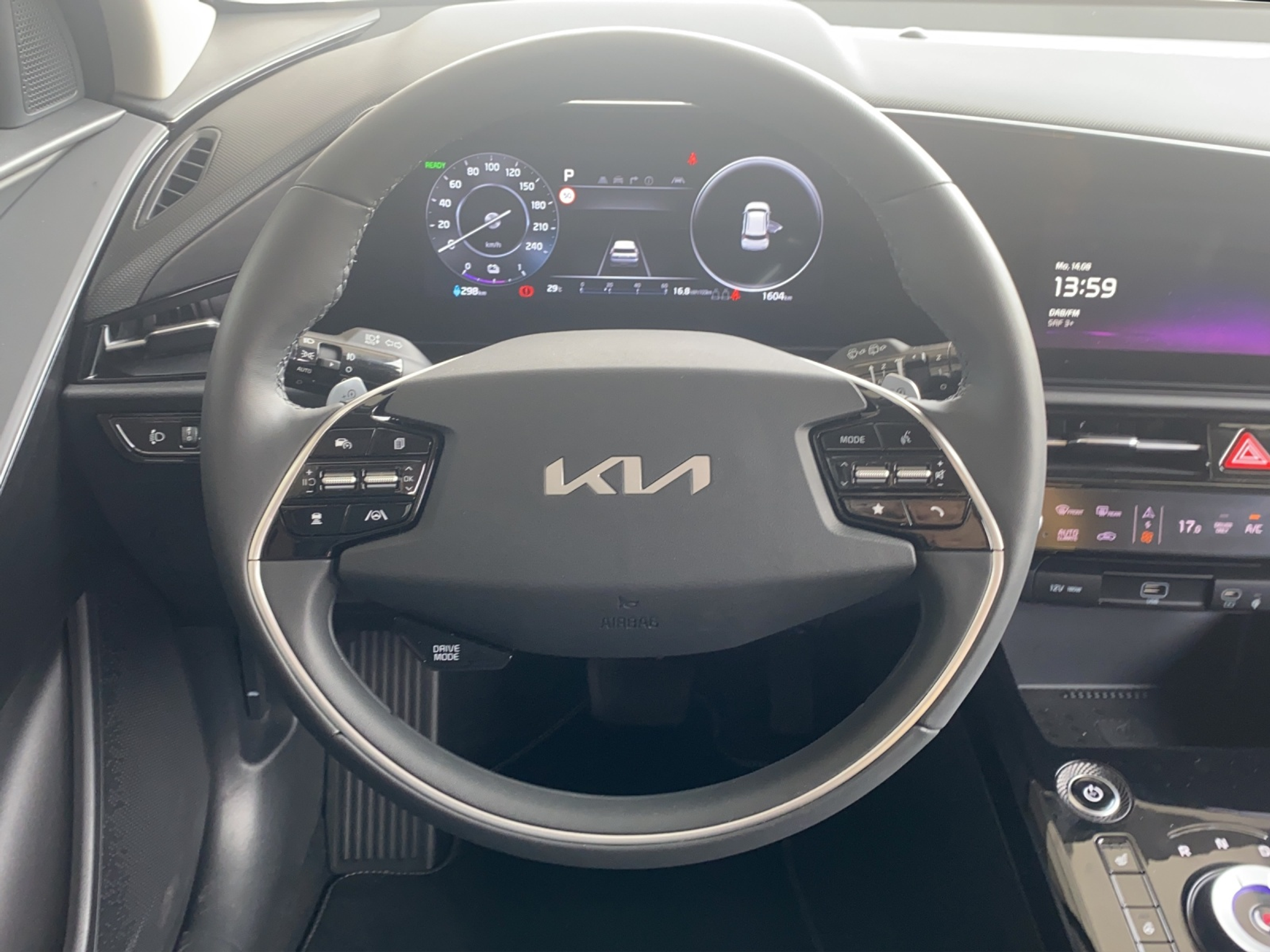 listing desktop thumbnail image 9