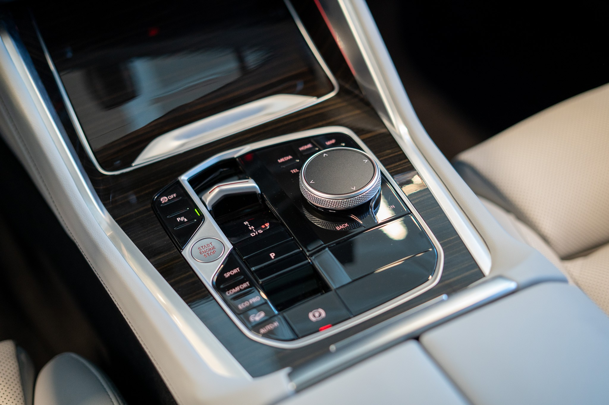 listing desktop thumbnail image 14