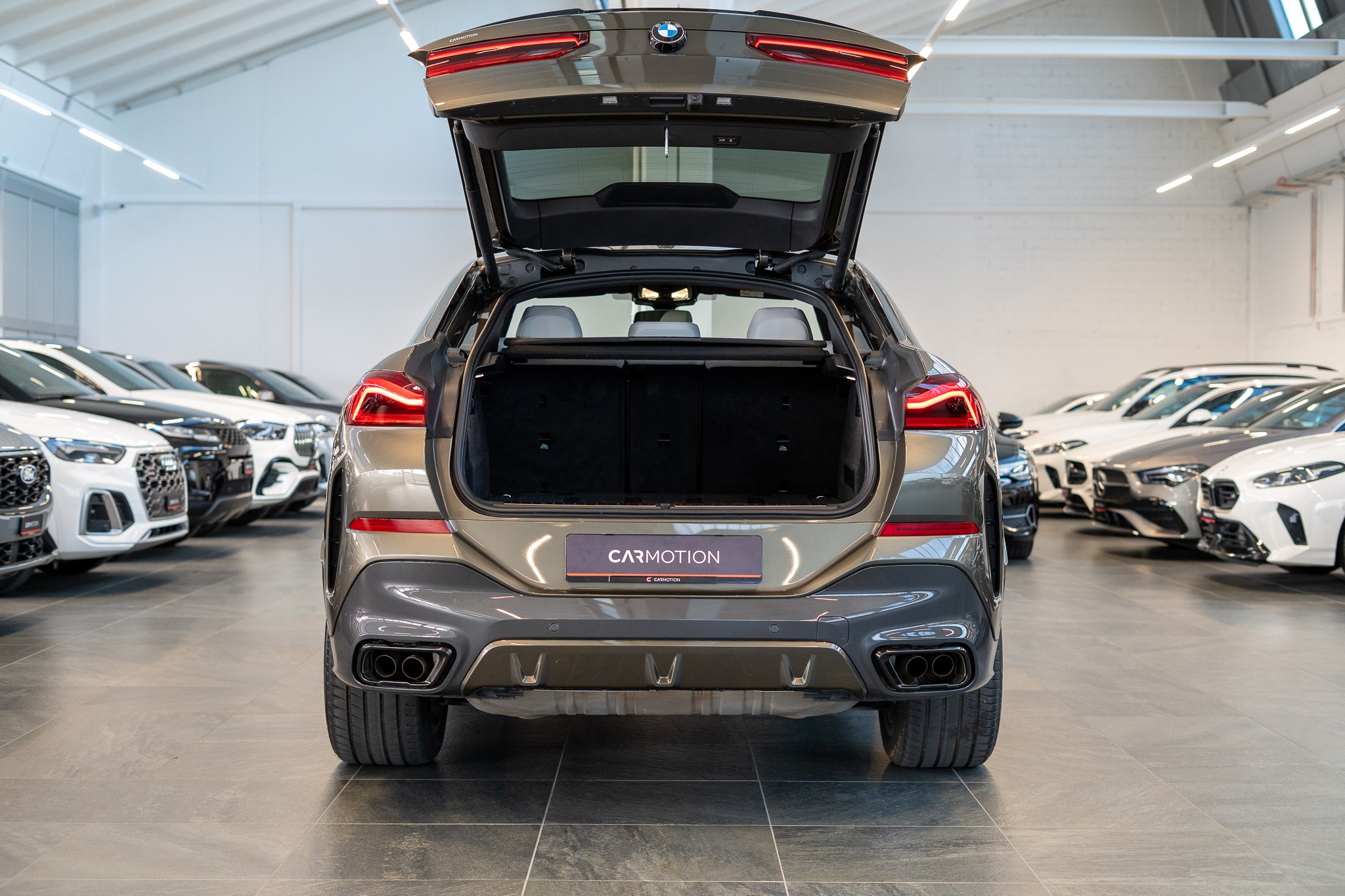 listing desktop thumbnail image 5