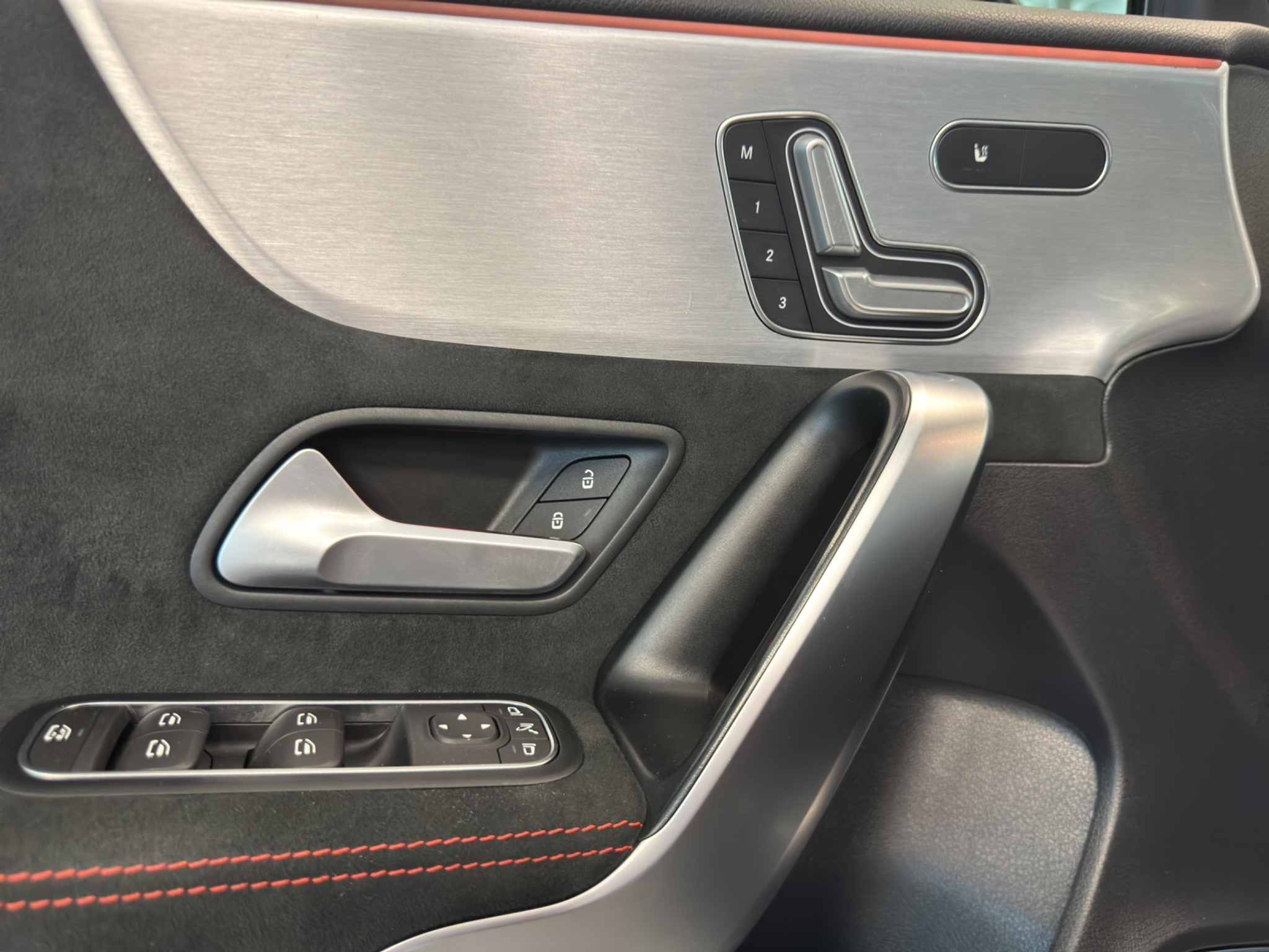 car-image-12