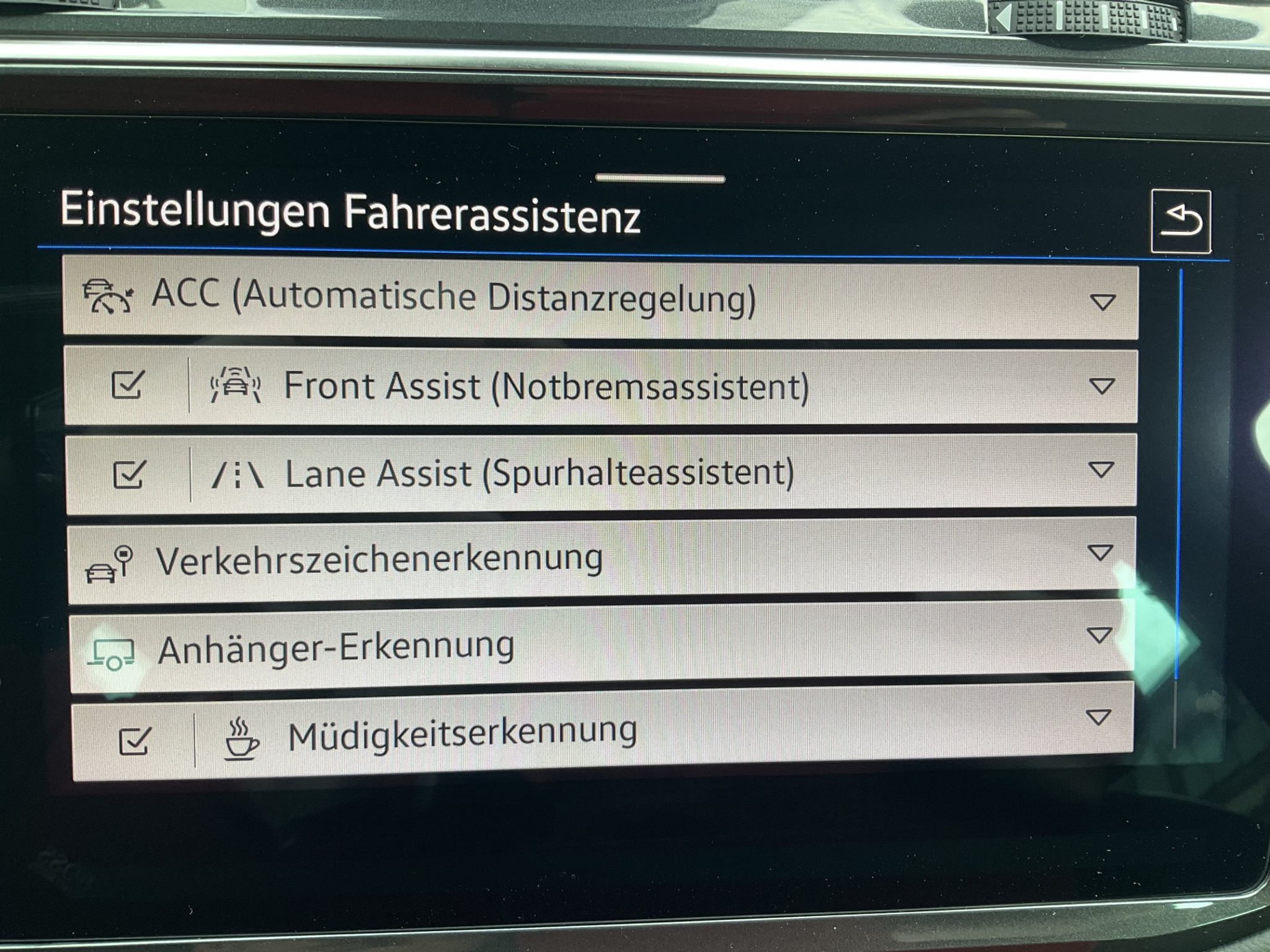 listing desktop thumbnail image 20