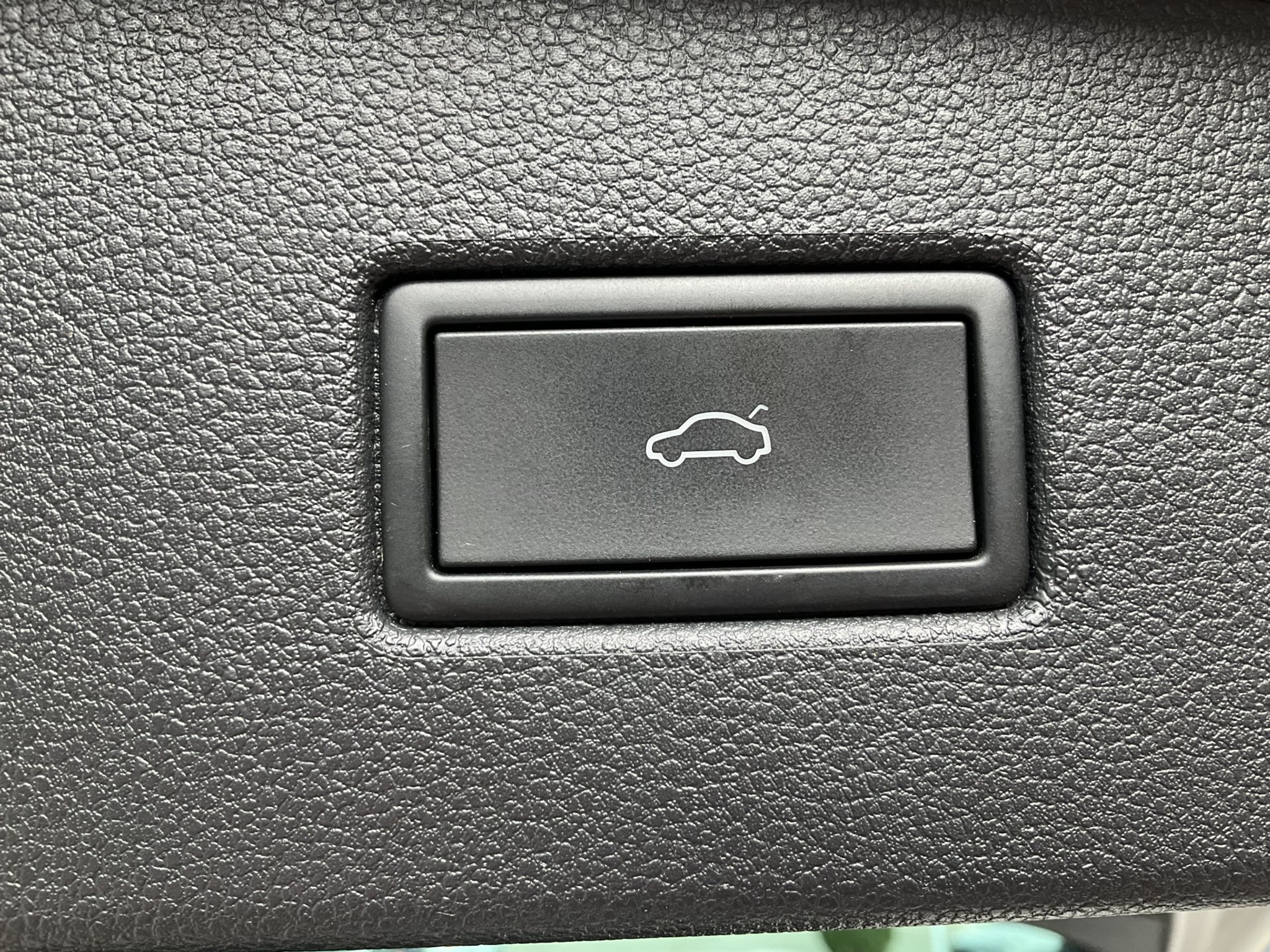 listing desktop thumbnail image 29