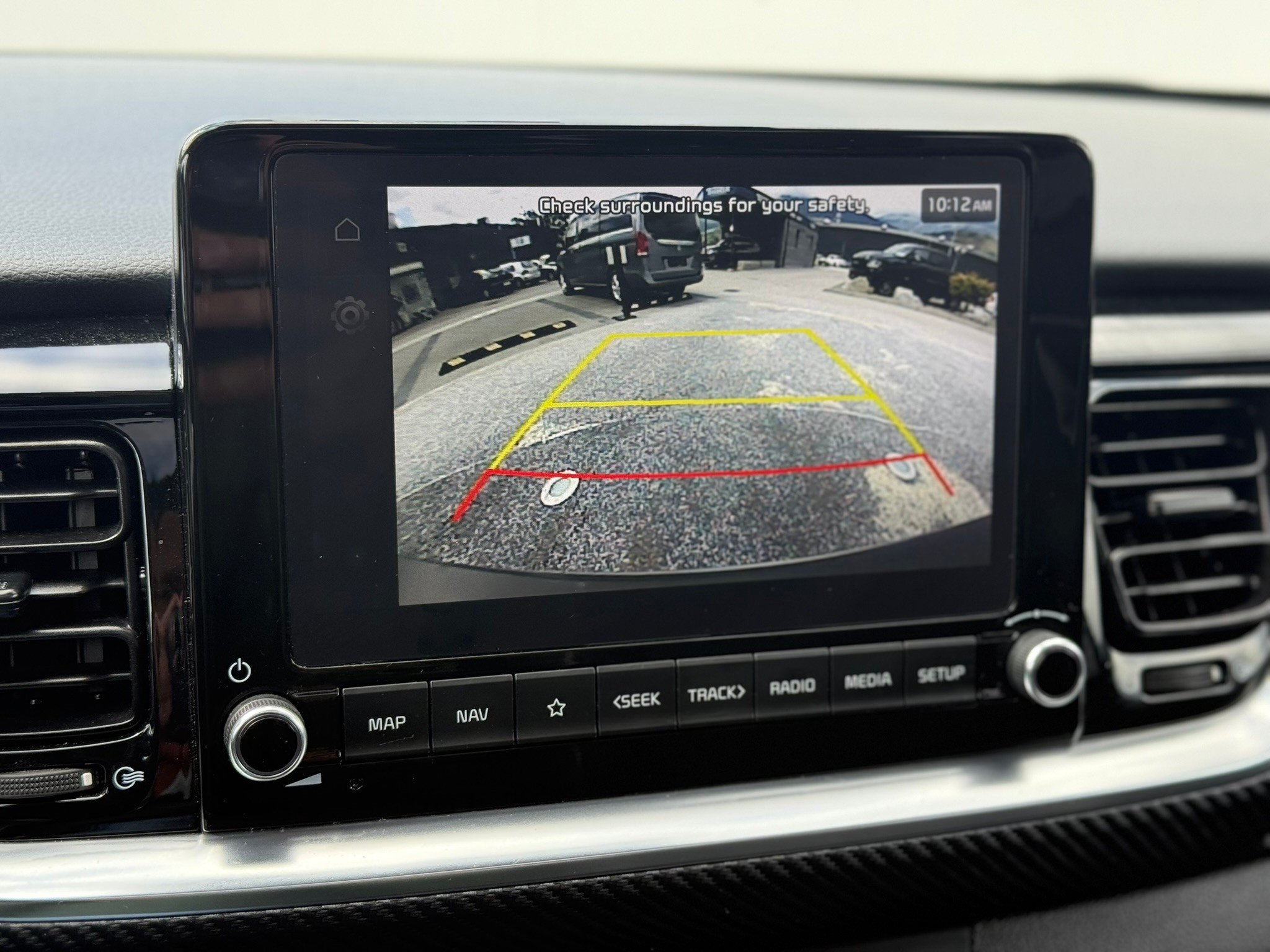 listing desktop thumbnail image 6