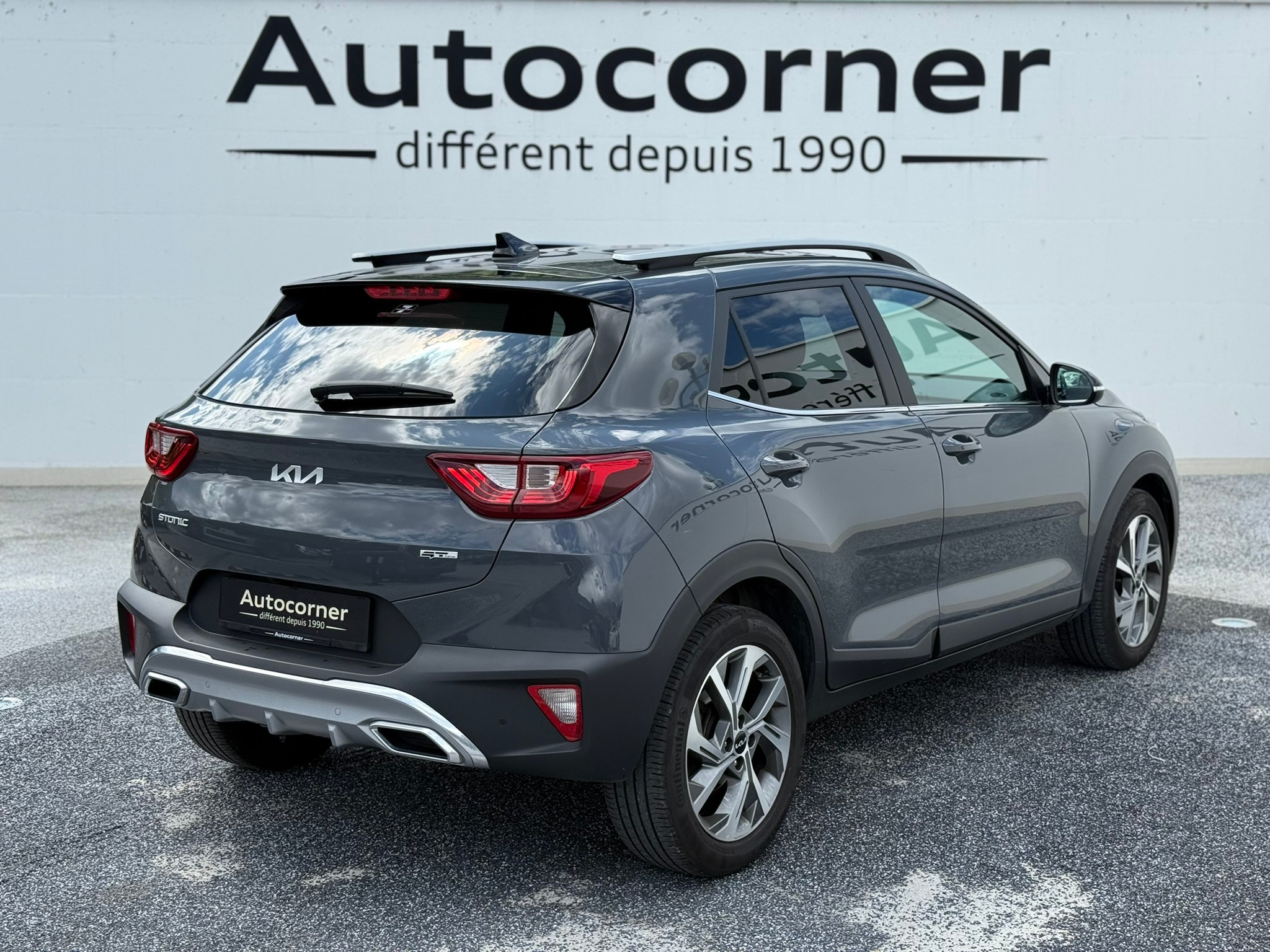 listing desktop thumbnail image 5