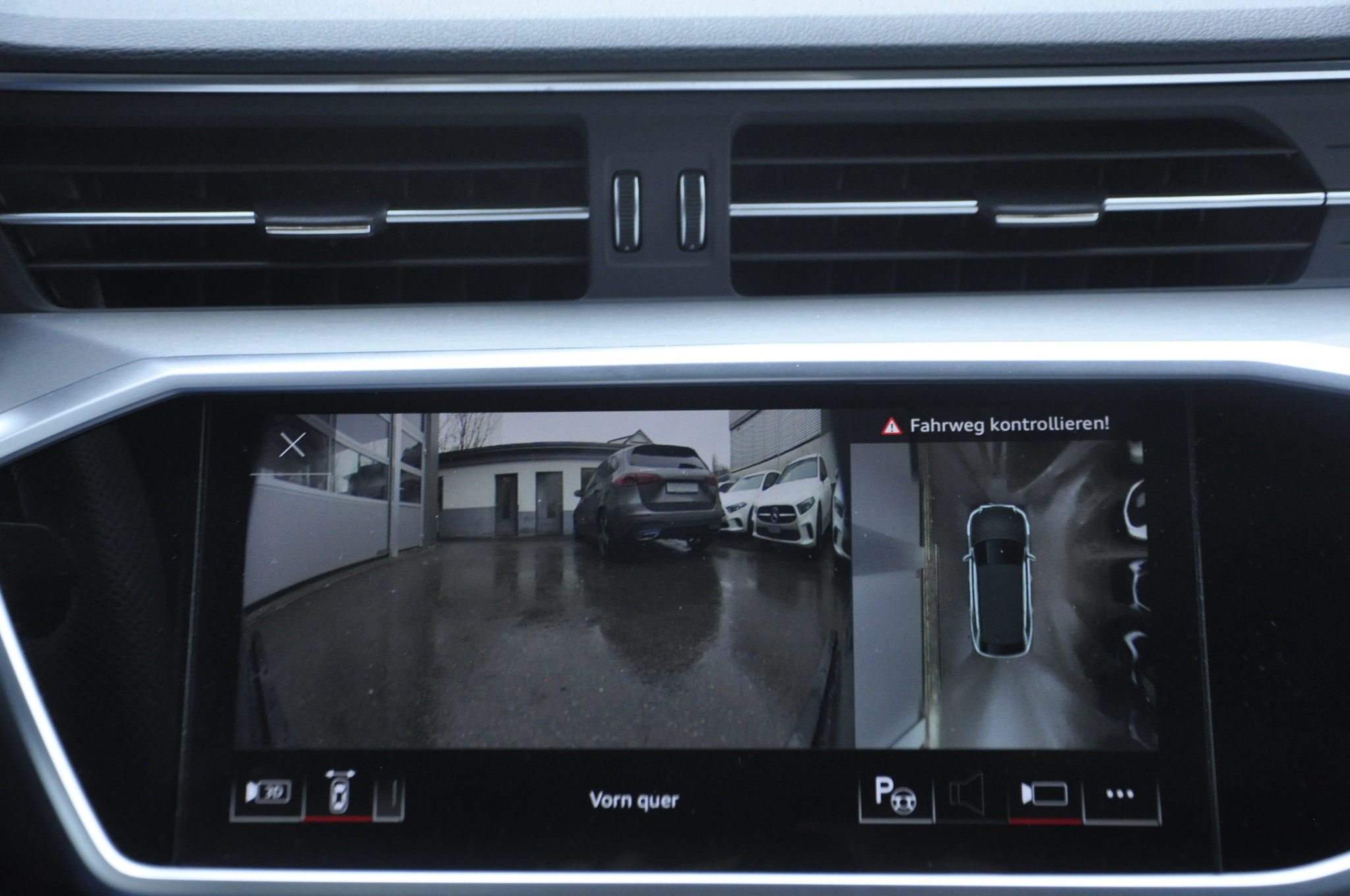 listing desktop thumbnail image 10