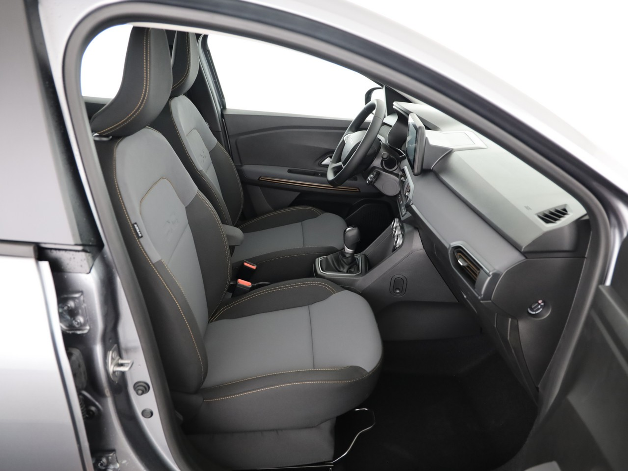 listing desktop thumbnail image 6