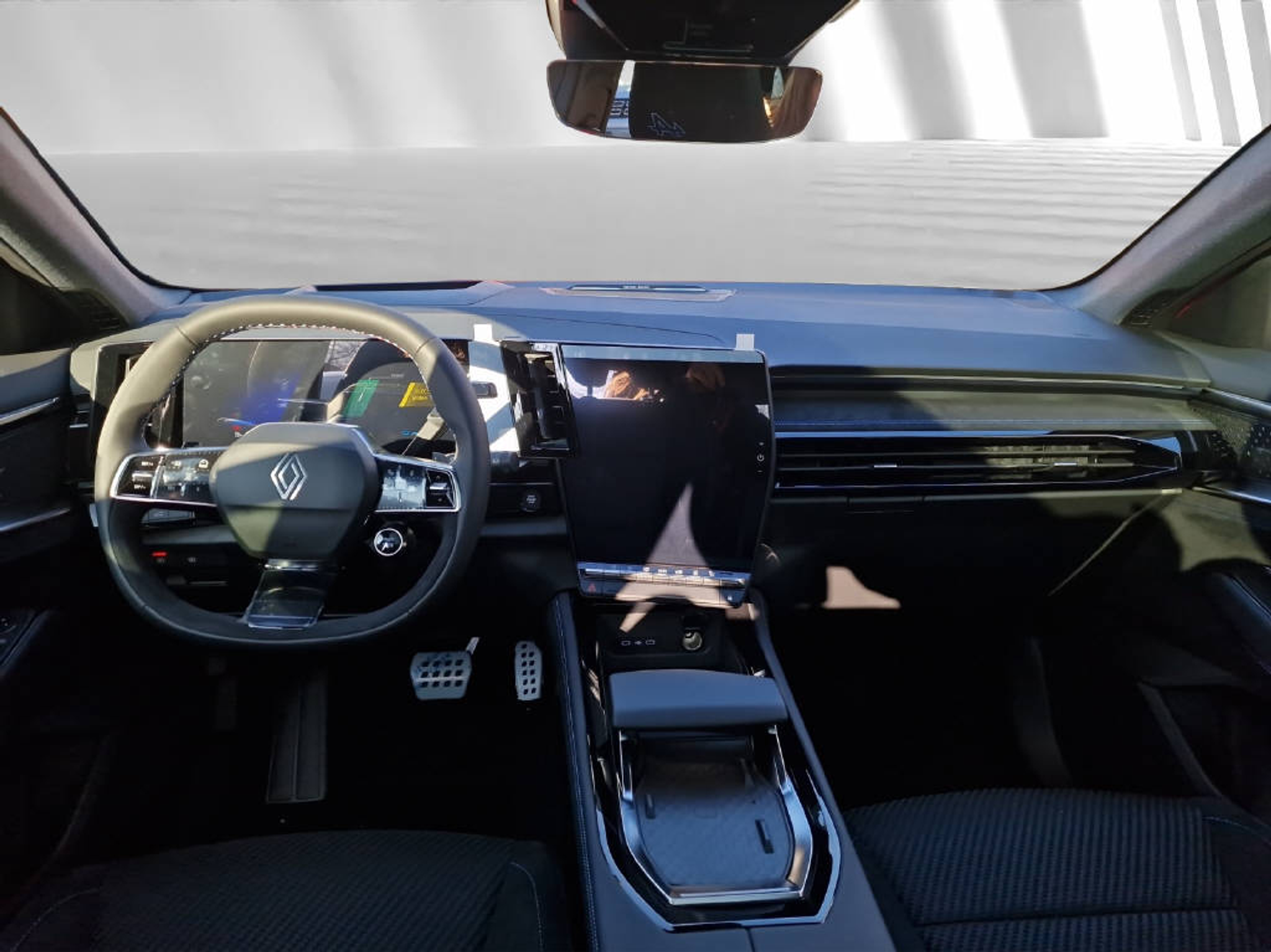 listing desktop thumbnail image 4