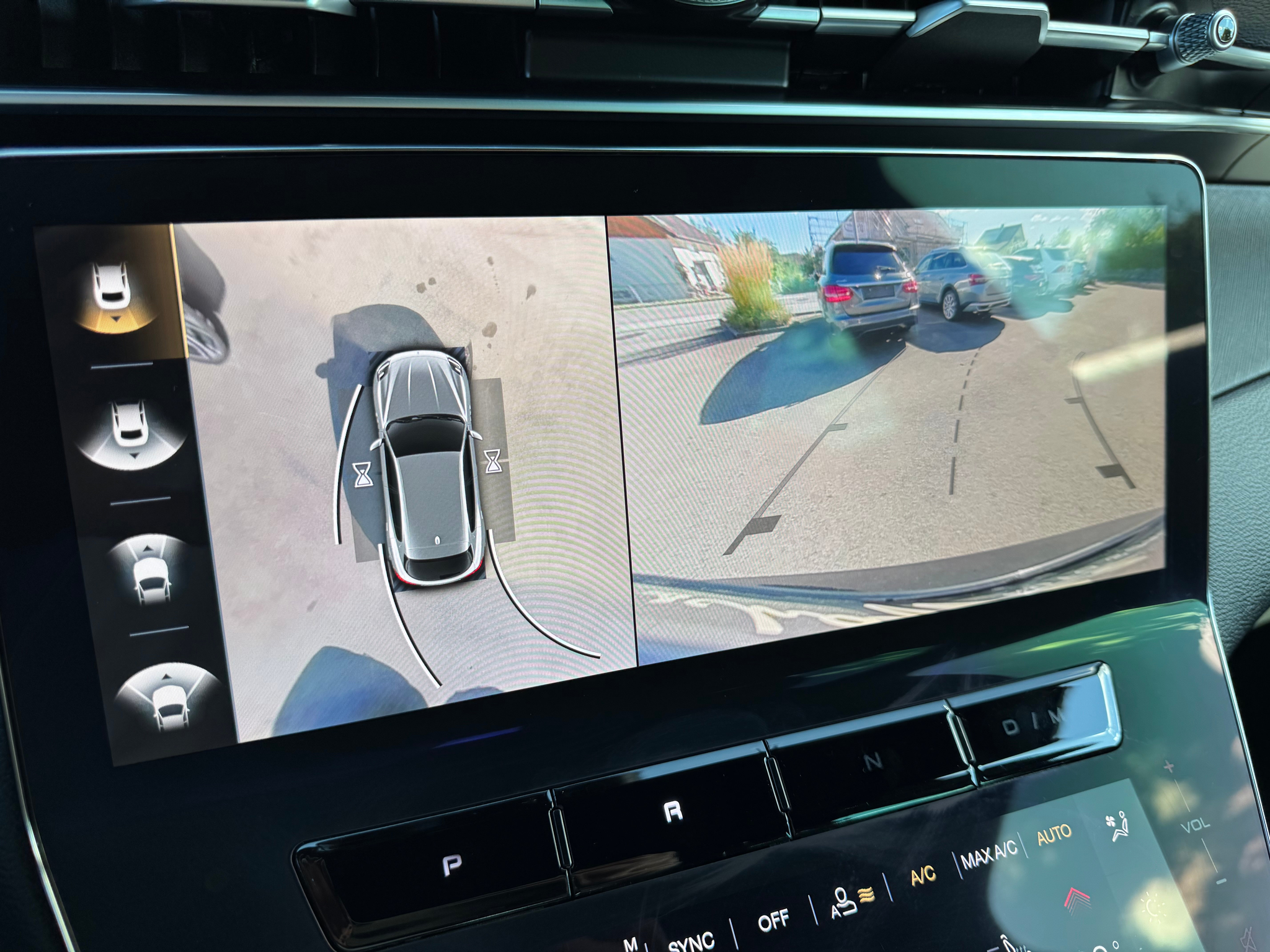 listing desktop thumbnail image 14