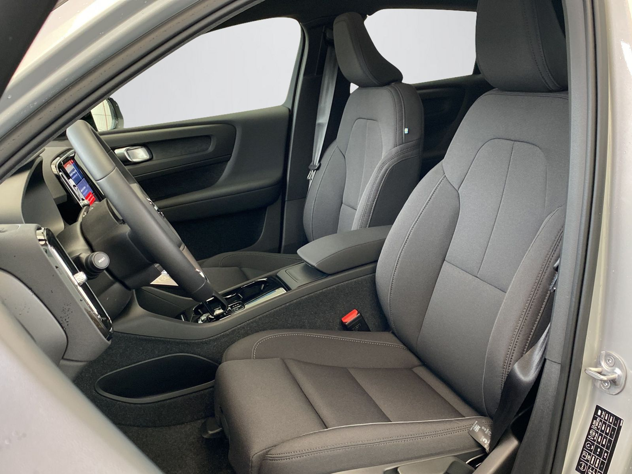 listing desktop thumbnail image 14