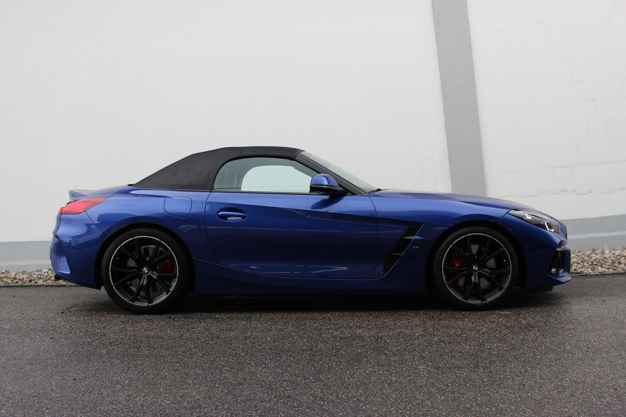 listing desktop thumbnail image 5