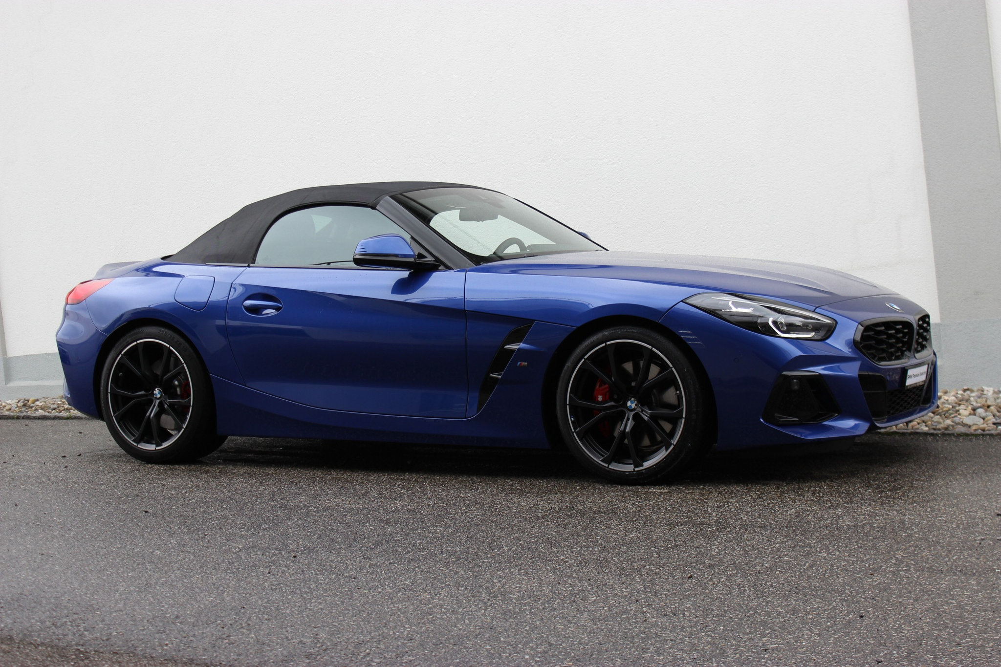 listing desktop thumbnail image 7