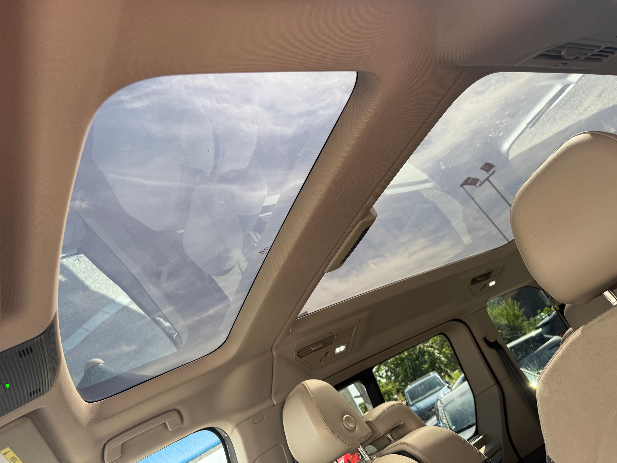 listing desktop thumbnail image 6