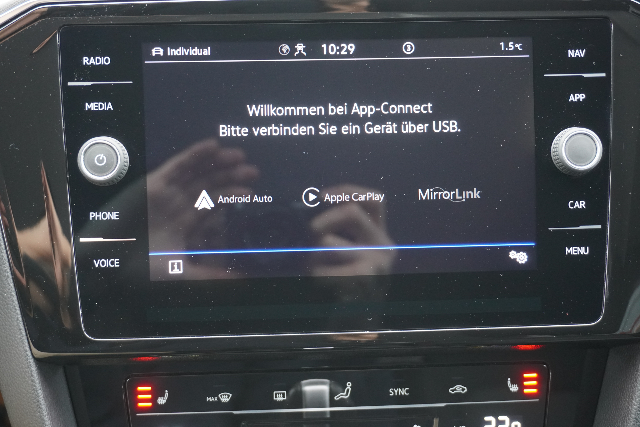 listing desktop thumbnail image 19