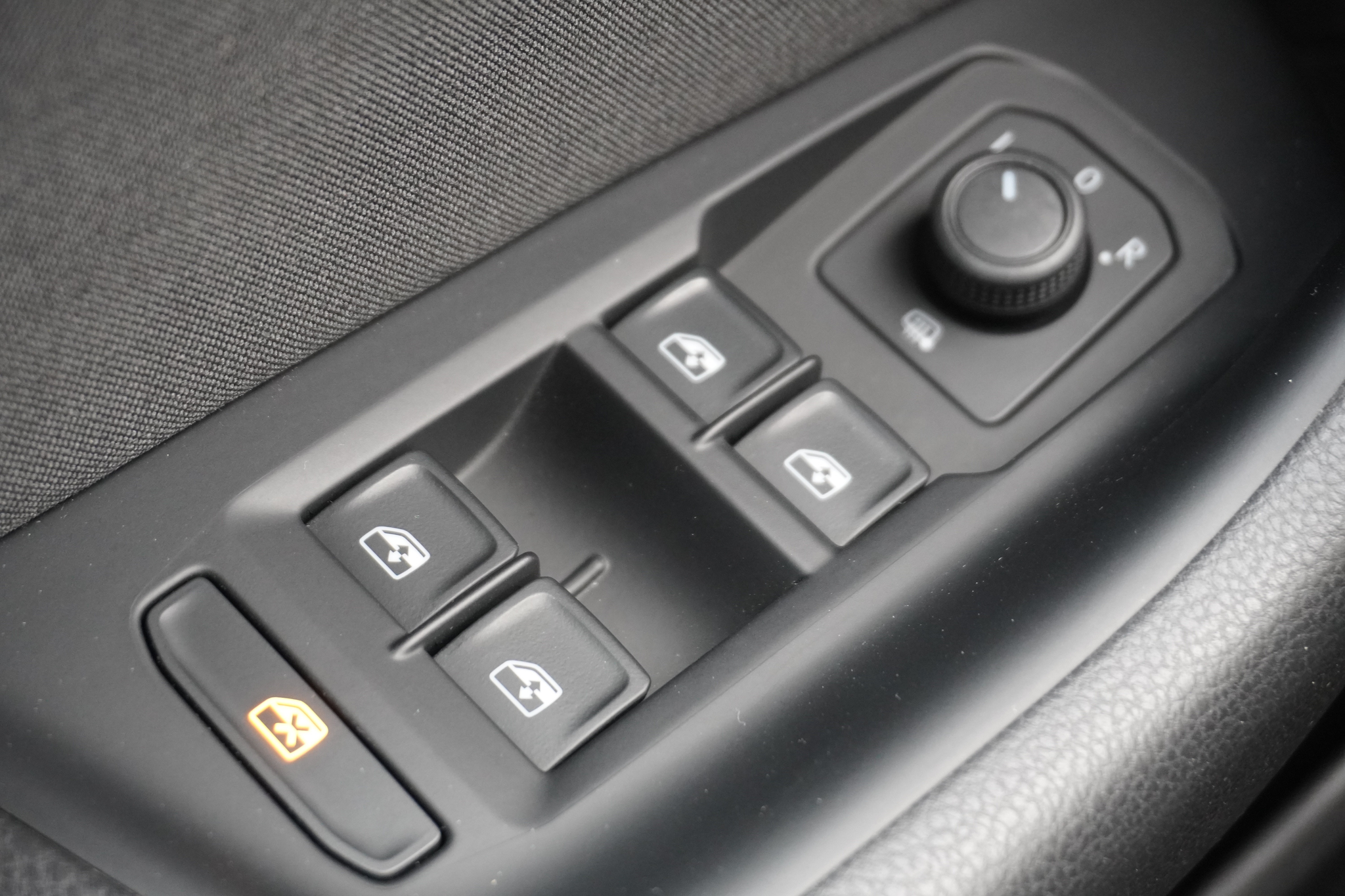 listing desktop thumbnail image 29