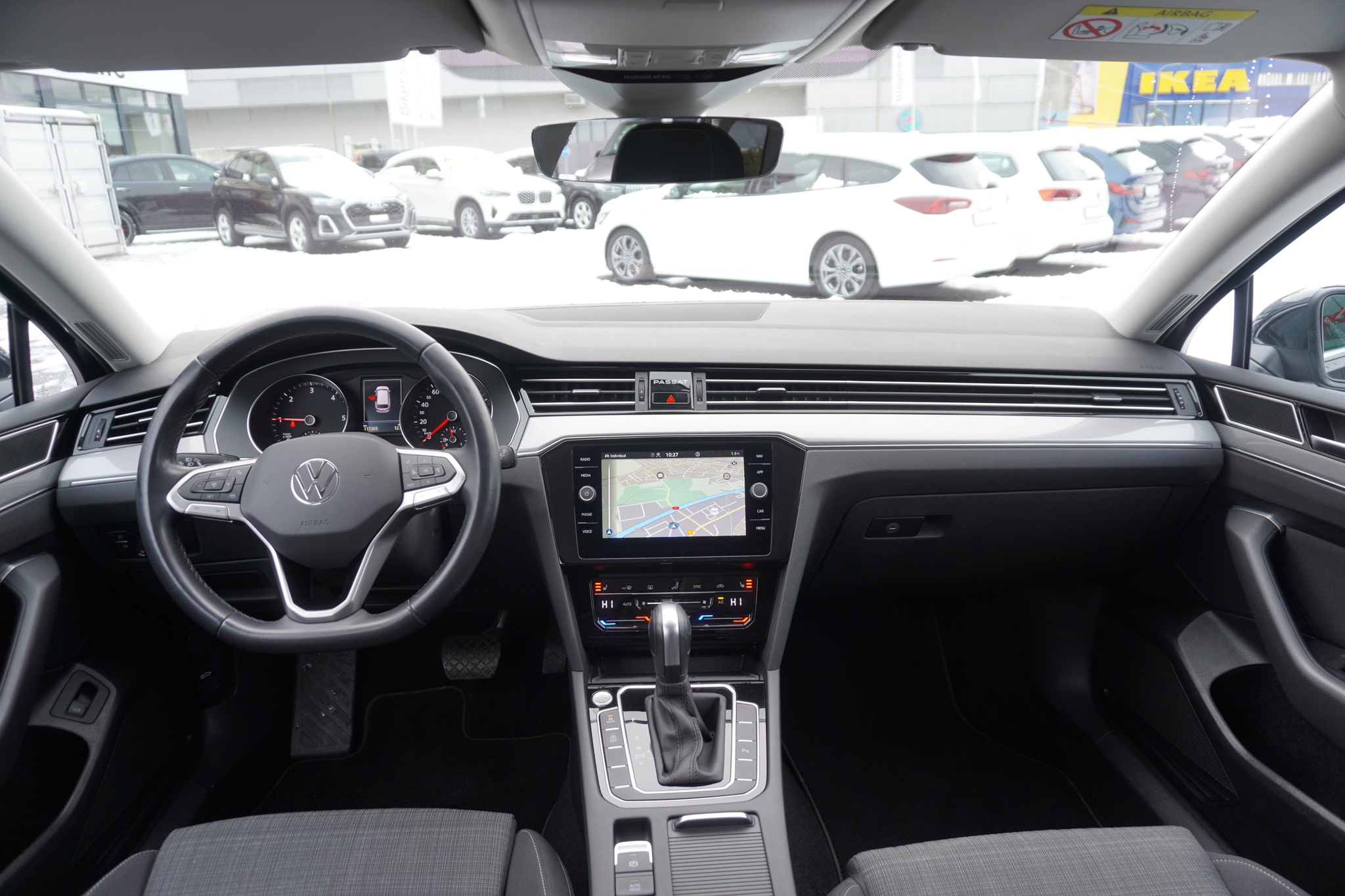 listing desktop thumbnail image 12