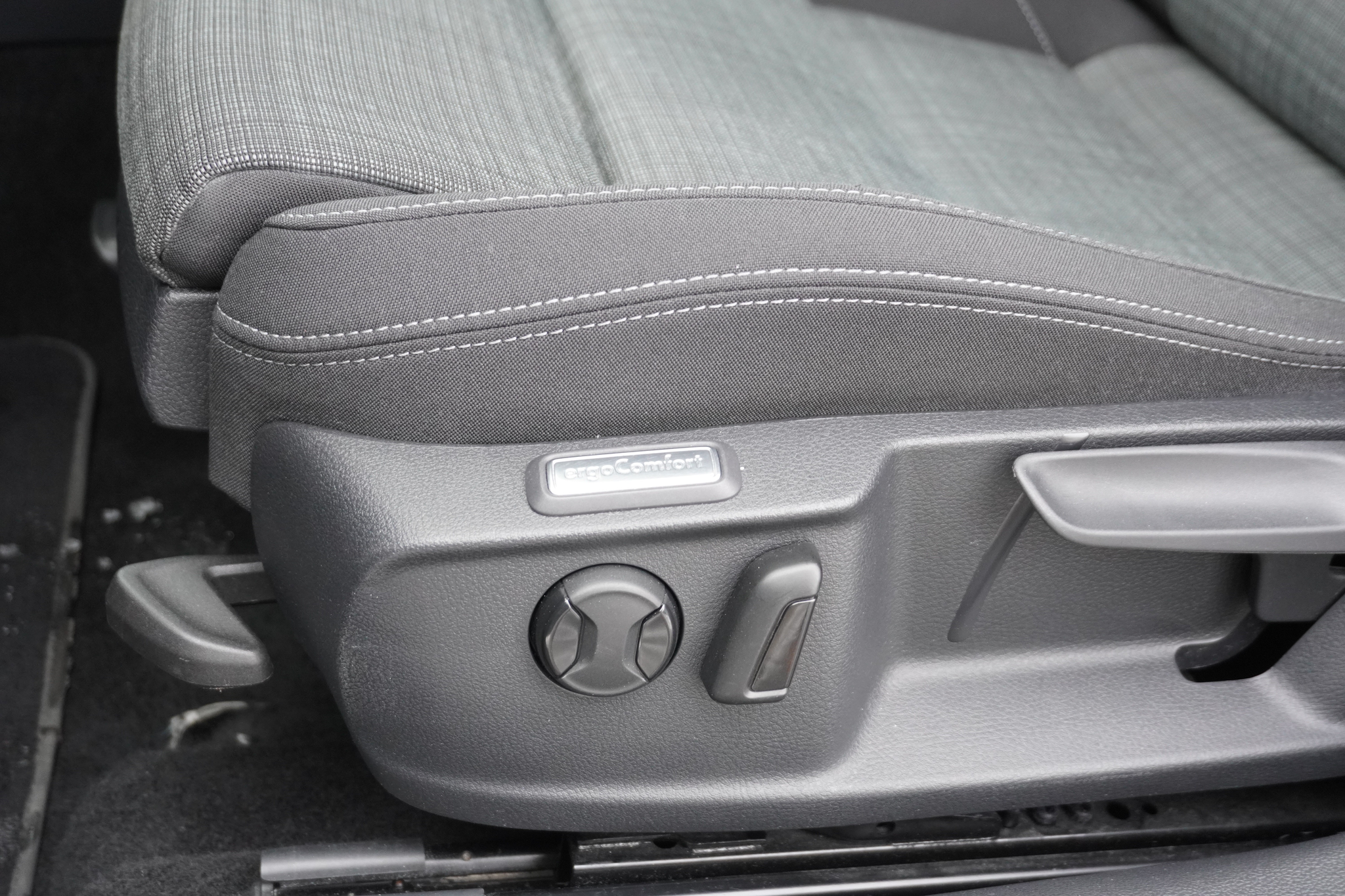 listing desktop thumbnail image 30