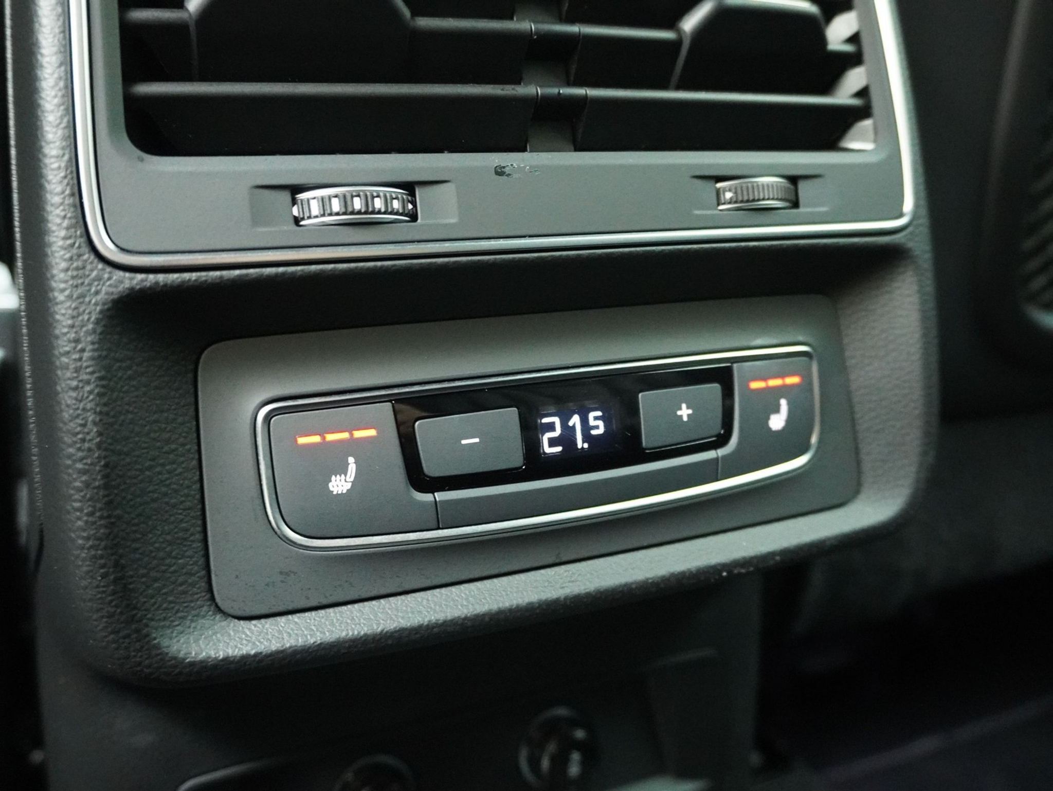 listing desktop thumbnail image 11