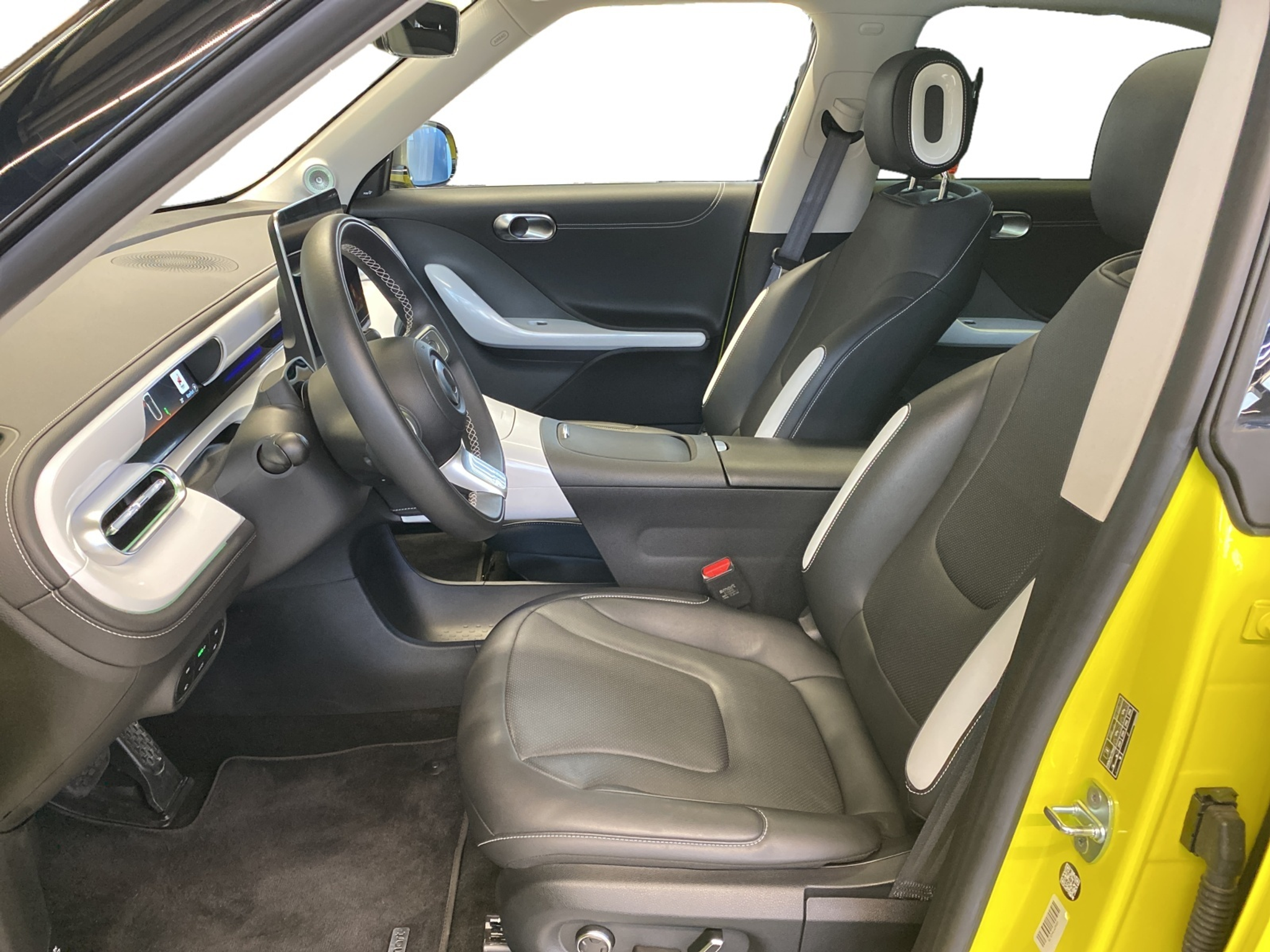 listing desktop thumbnail image 6