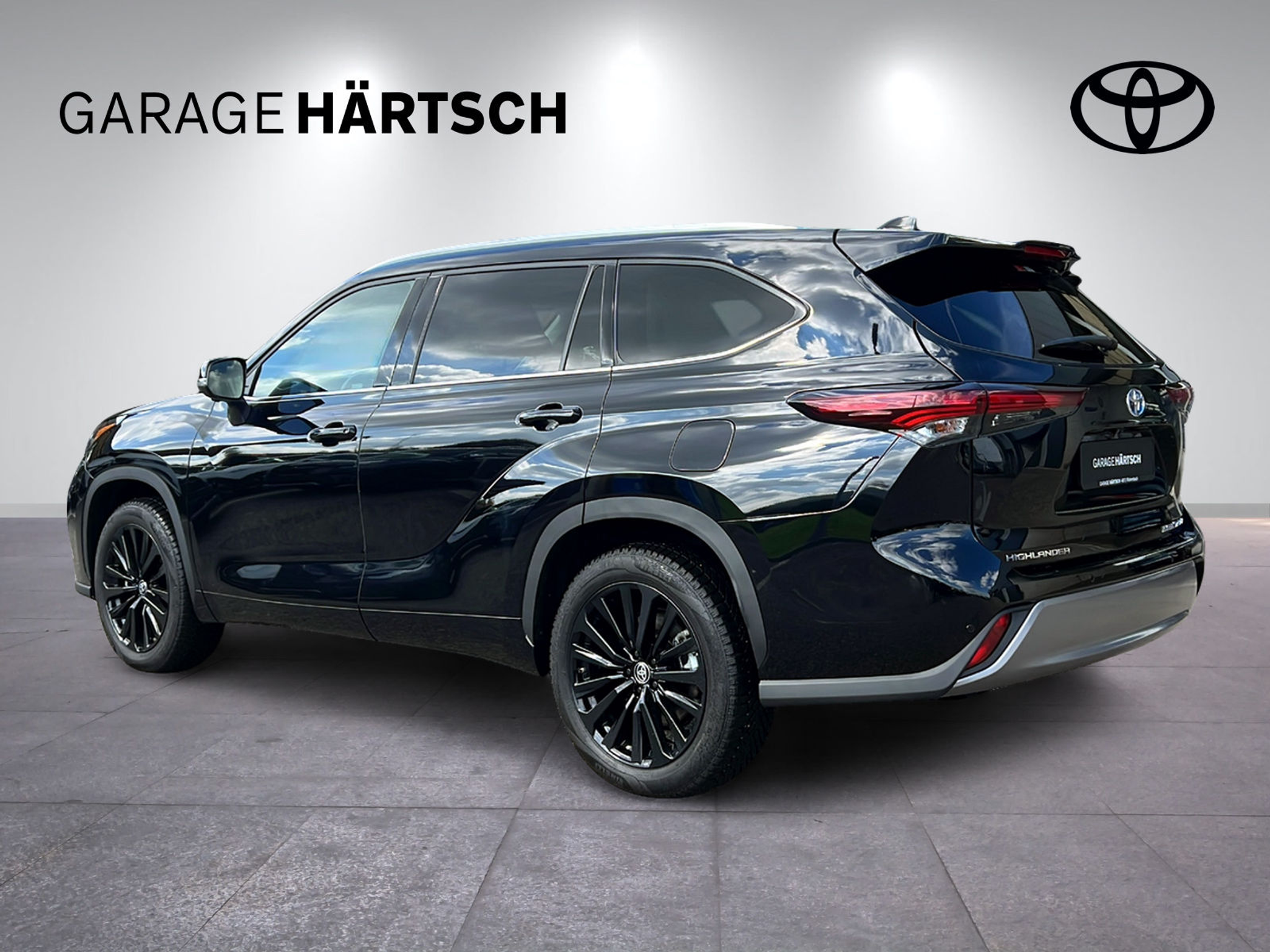 listing desktop thumbnail image 3