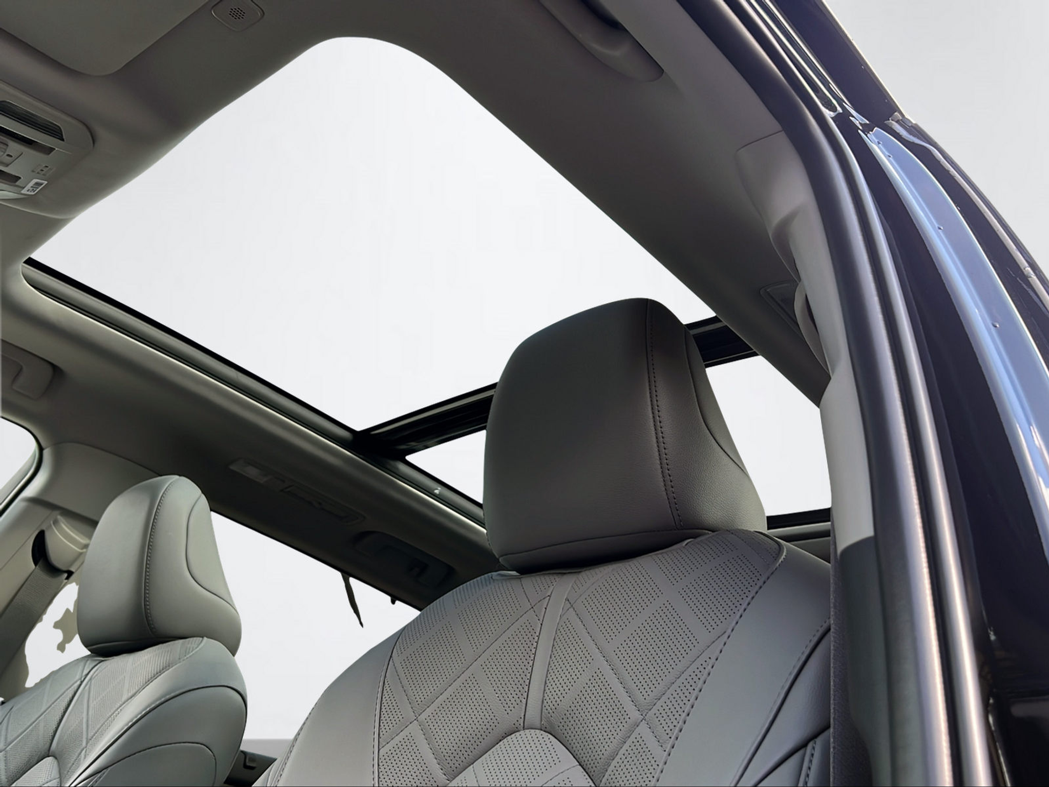 listing desktop thumbnail image 15