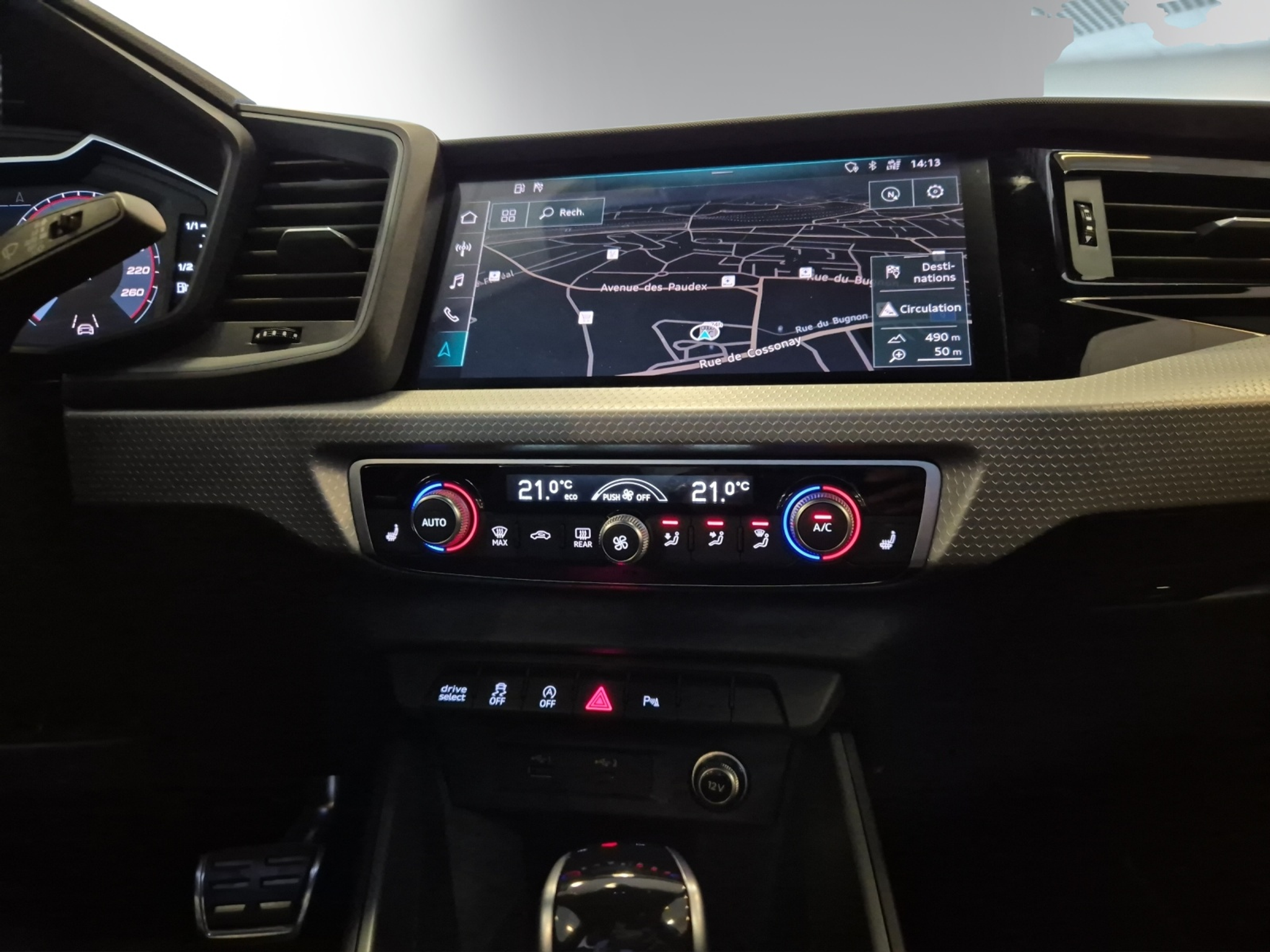 listing desktop thumbnail image 12