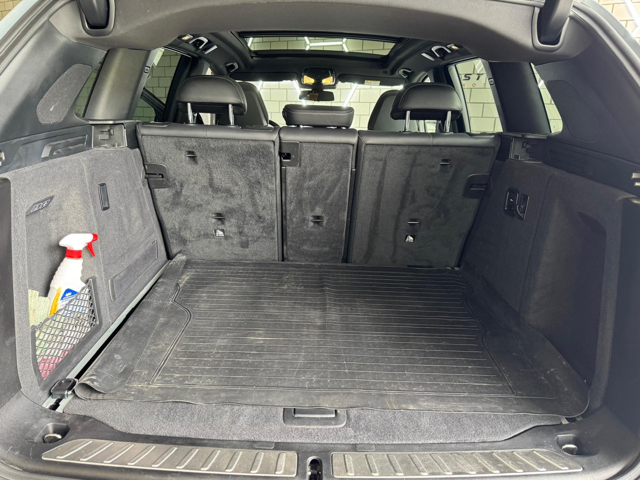 listing desktop thumbnail image 10