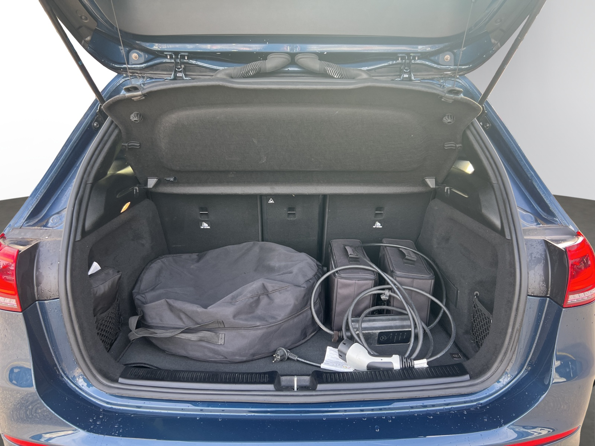 listing desktop thumbnail image 10