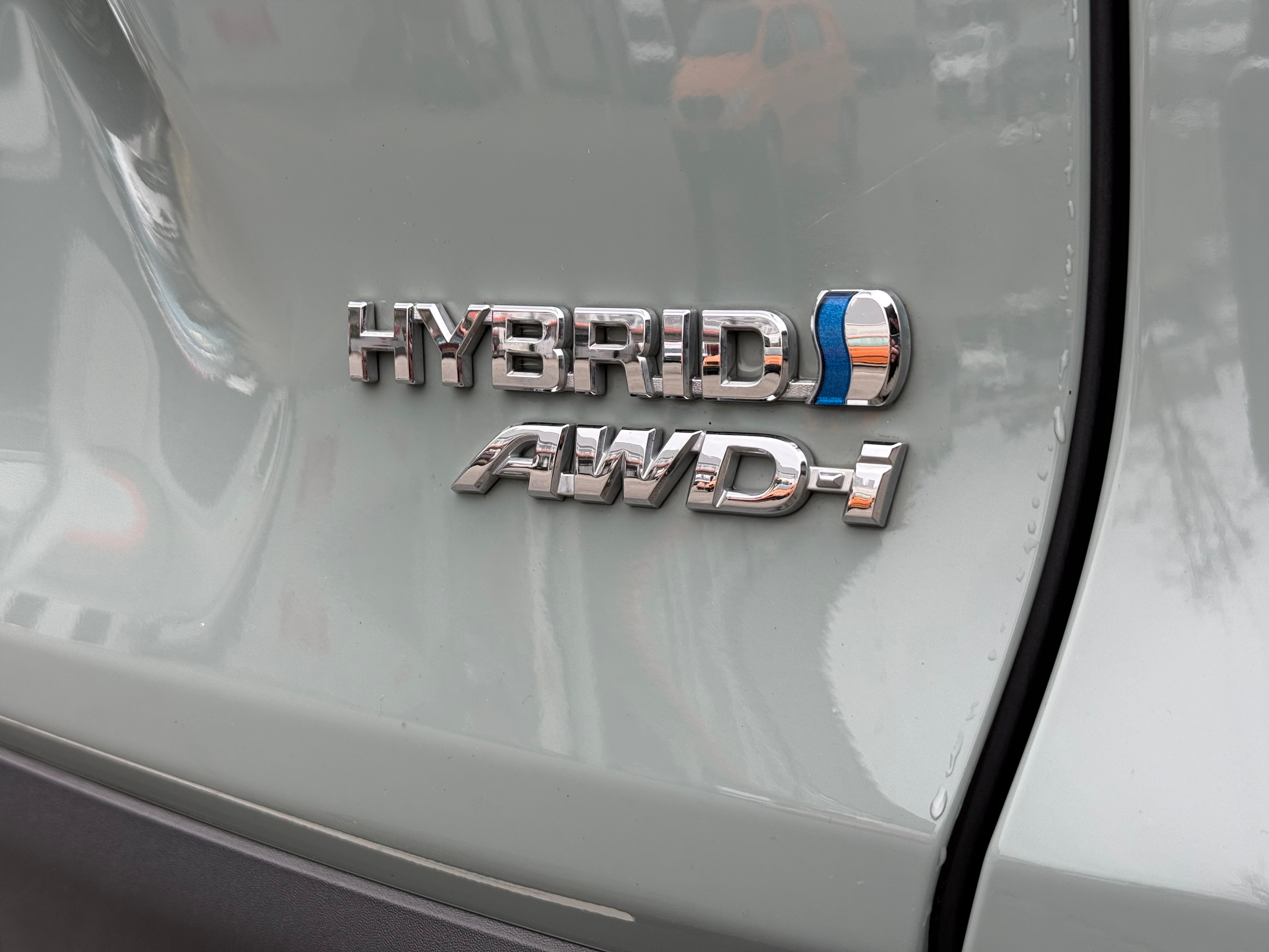 listing desktop thumbnail image 3