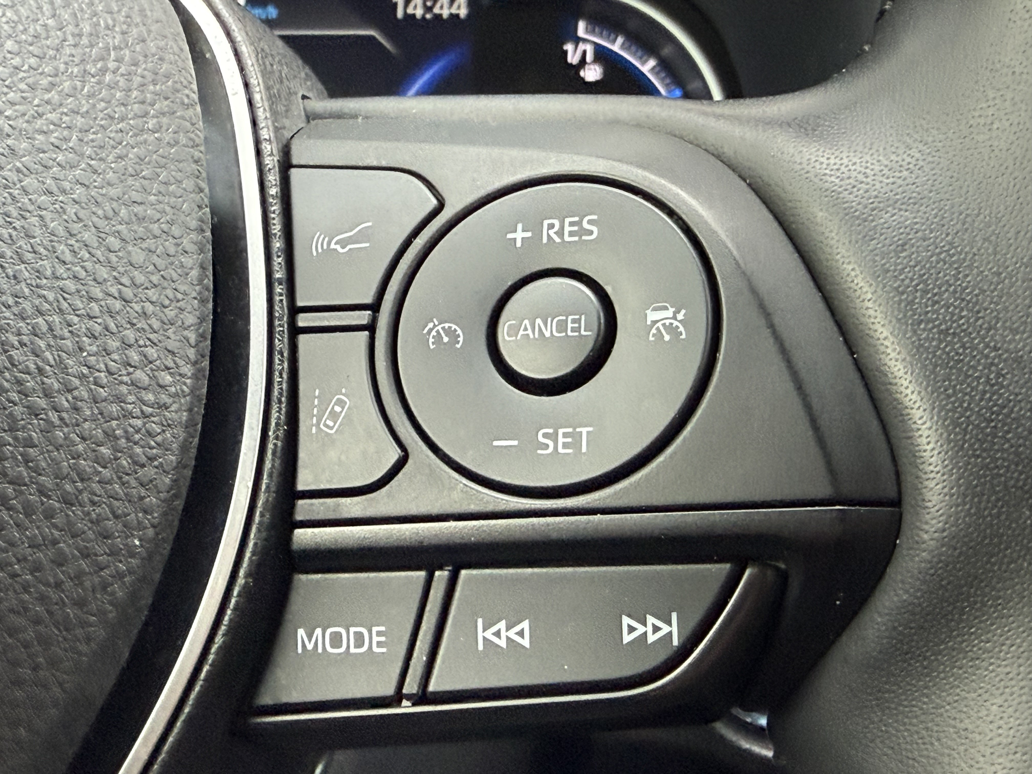 listing desktop thumbnail image 8