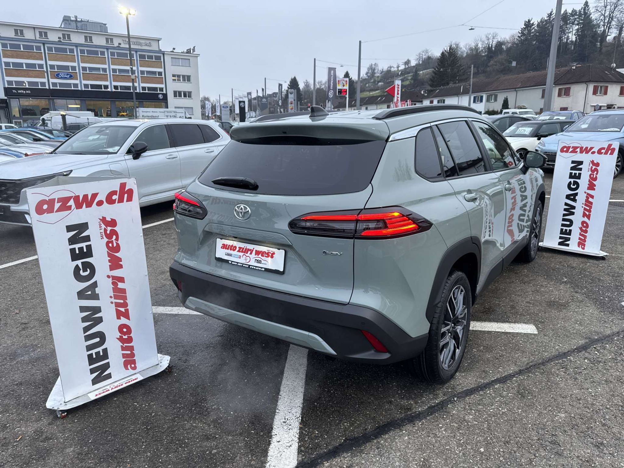 listing desktop thumbnail image 2