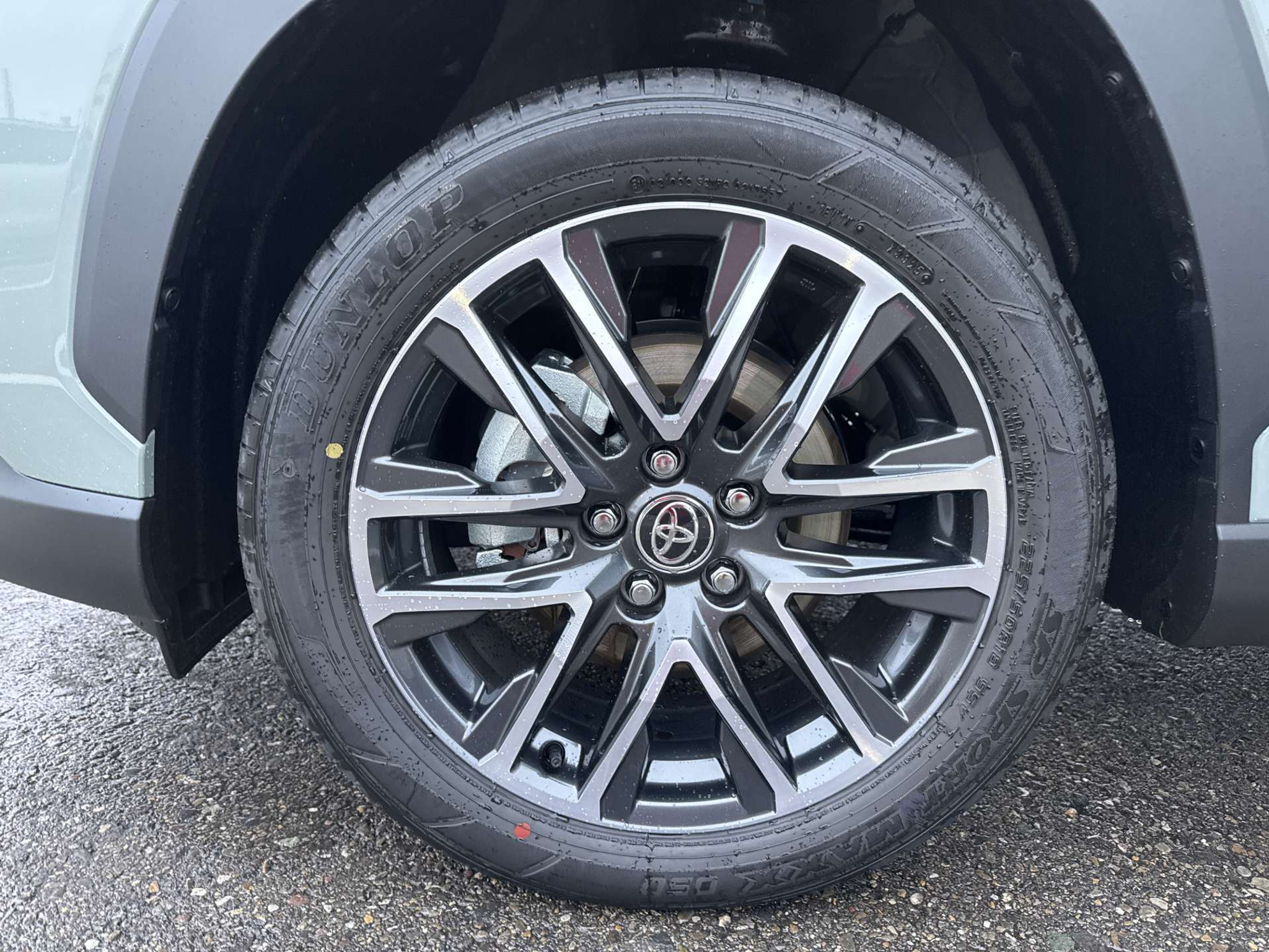 listing desktop thumbnail image 8