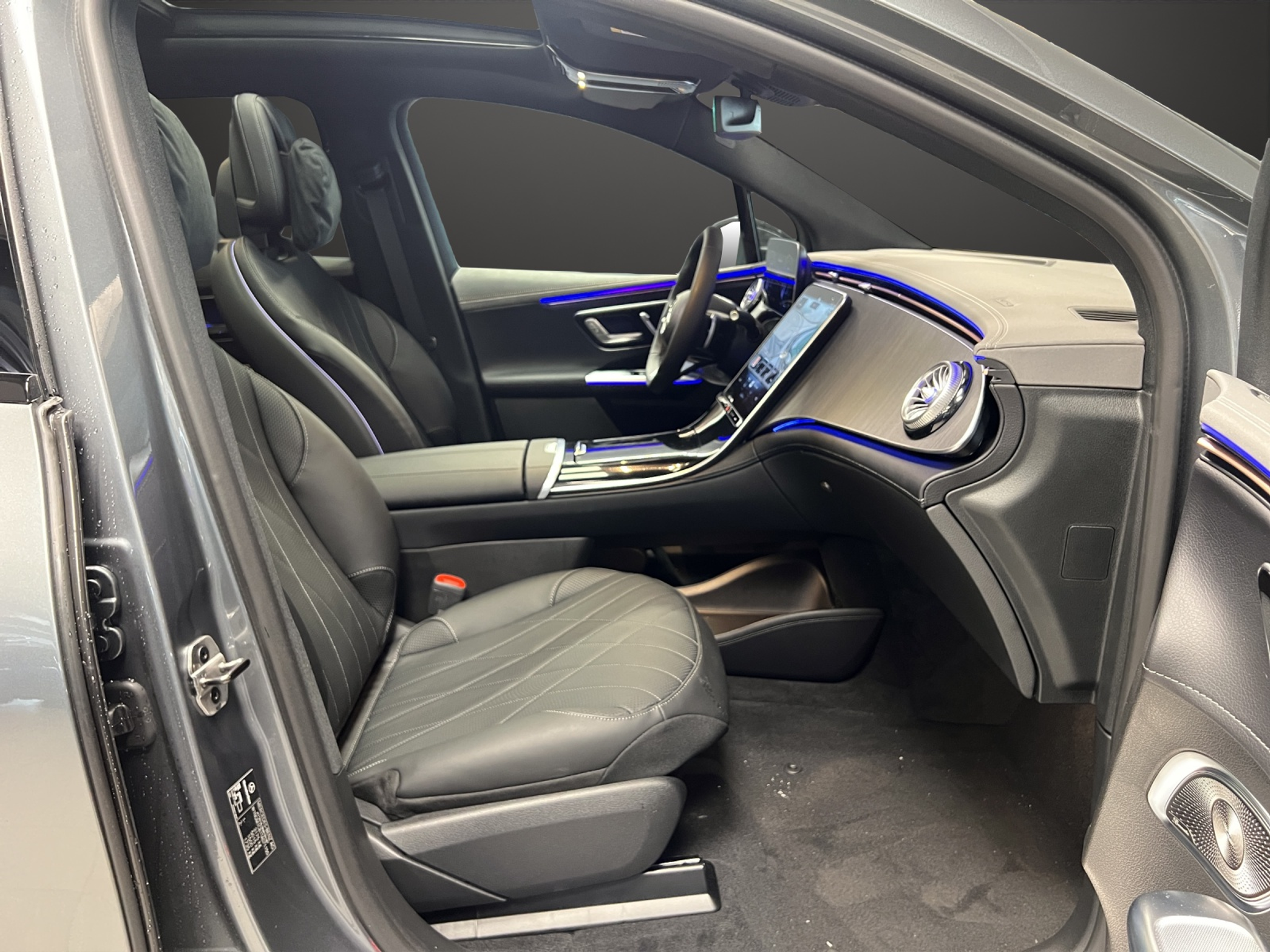 listing desktop thumbnail image 10