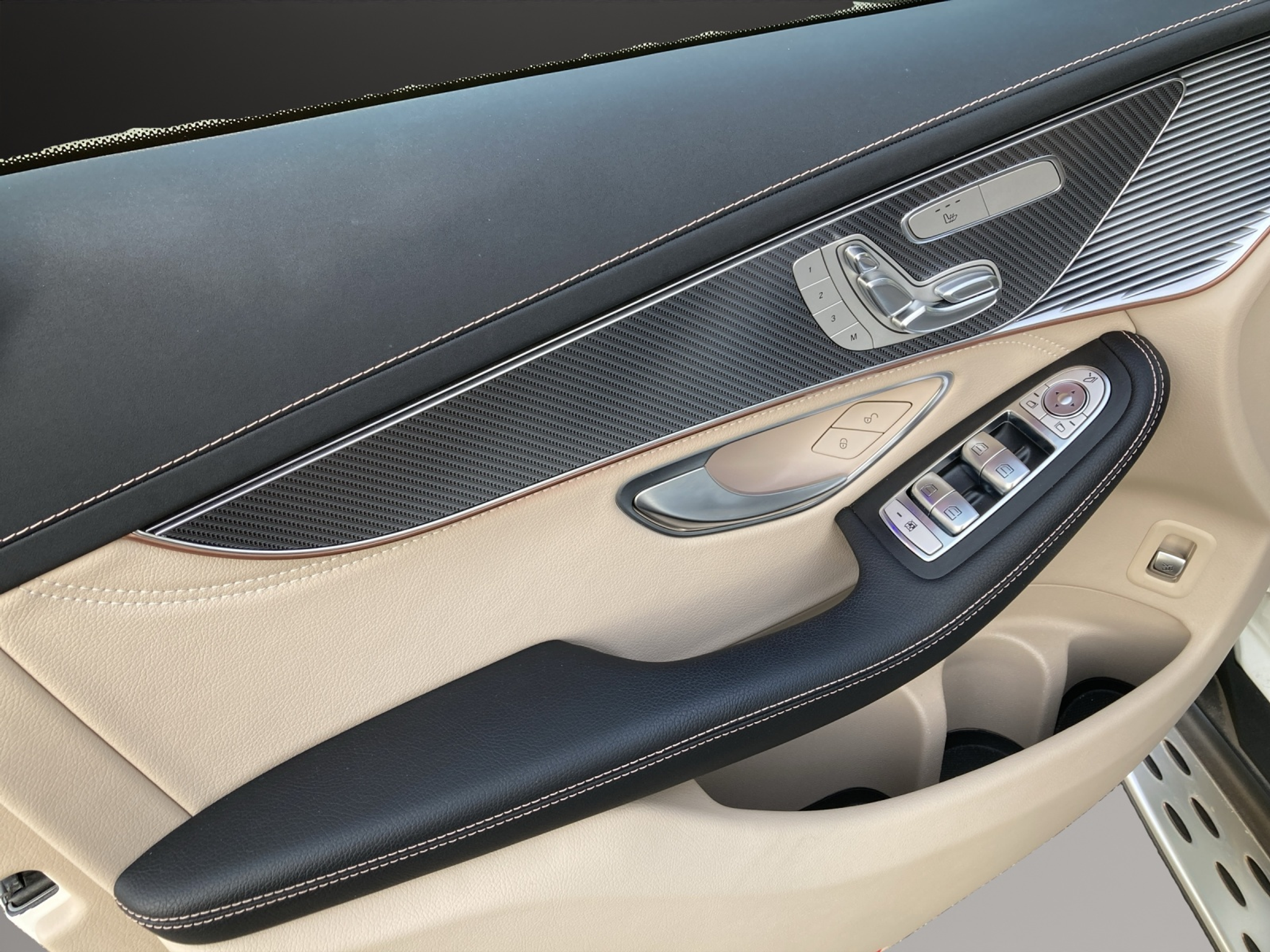 listing desktop thumbnail image 8