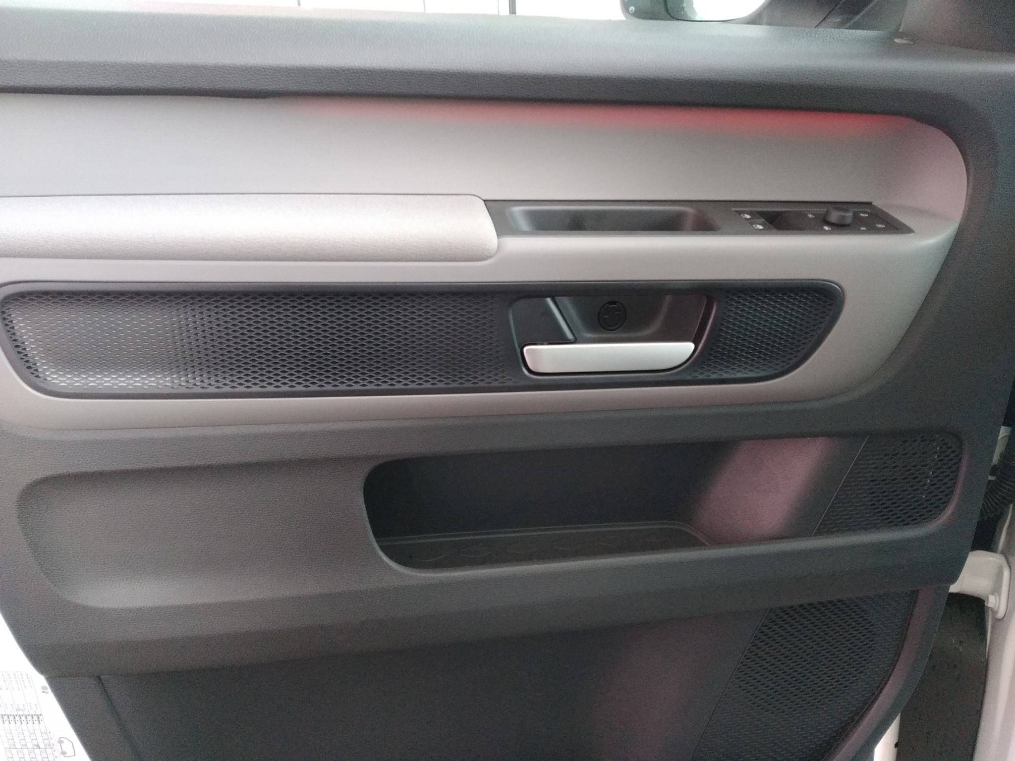 listing desktop thumbnail image 7