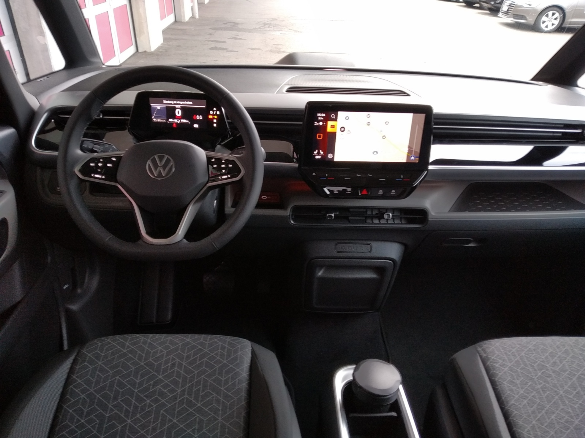 listing desktop thumbnail image 8