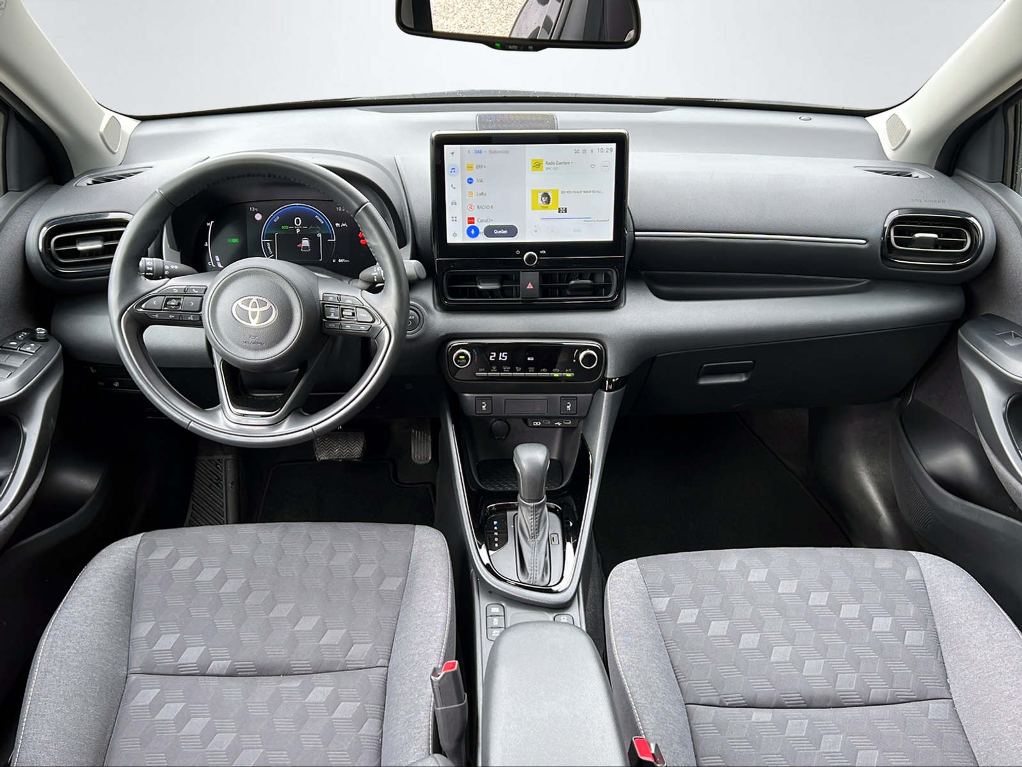 listing desktop thumbnail image 11