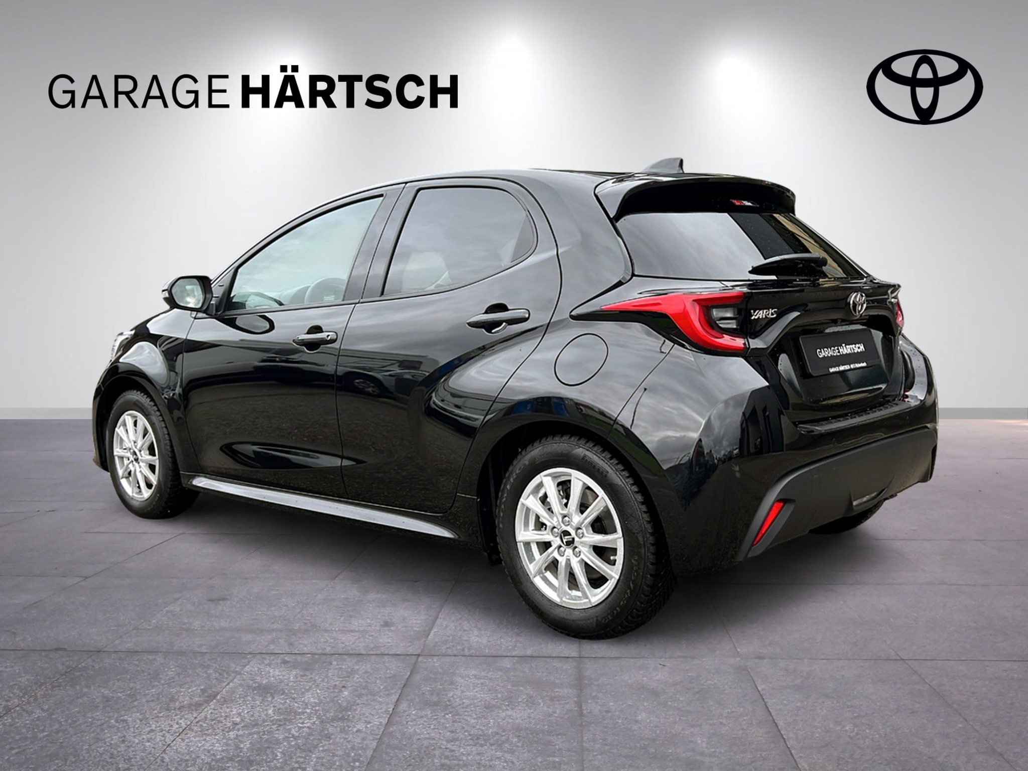 listing desktop thumbnail image 3