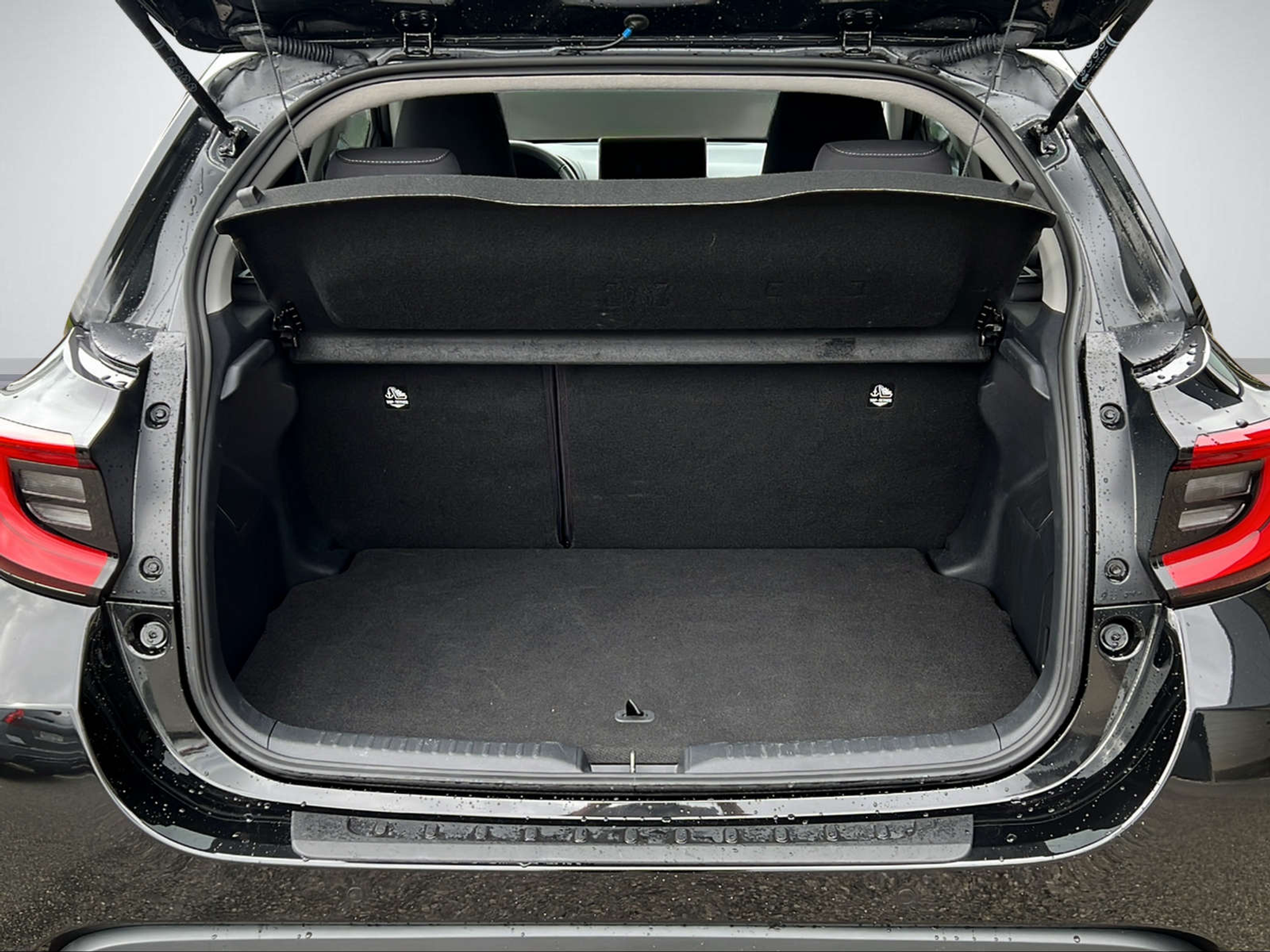 listing desktop thumbnail image 5