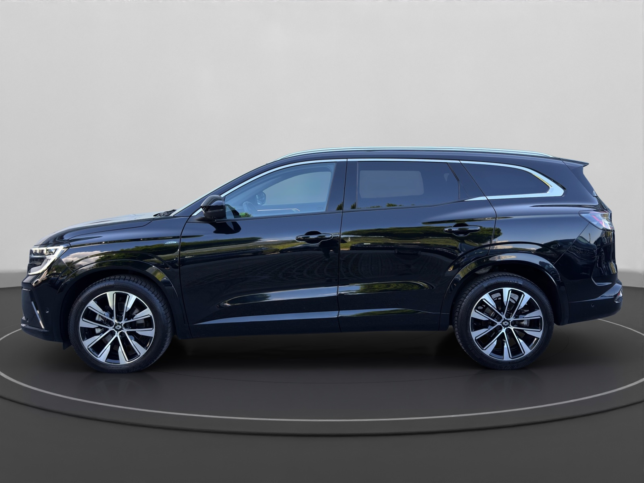 listing desktop thumbnail image 1