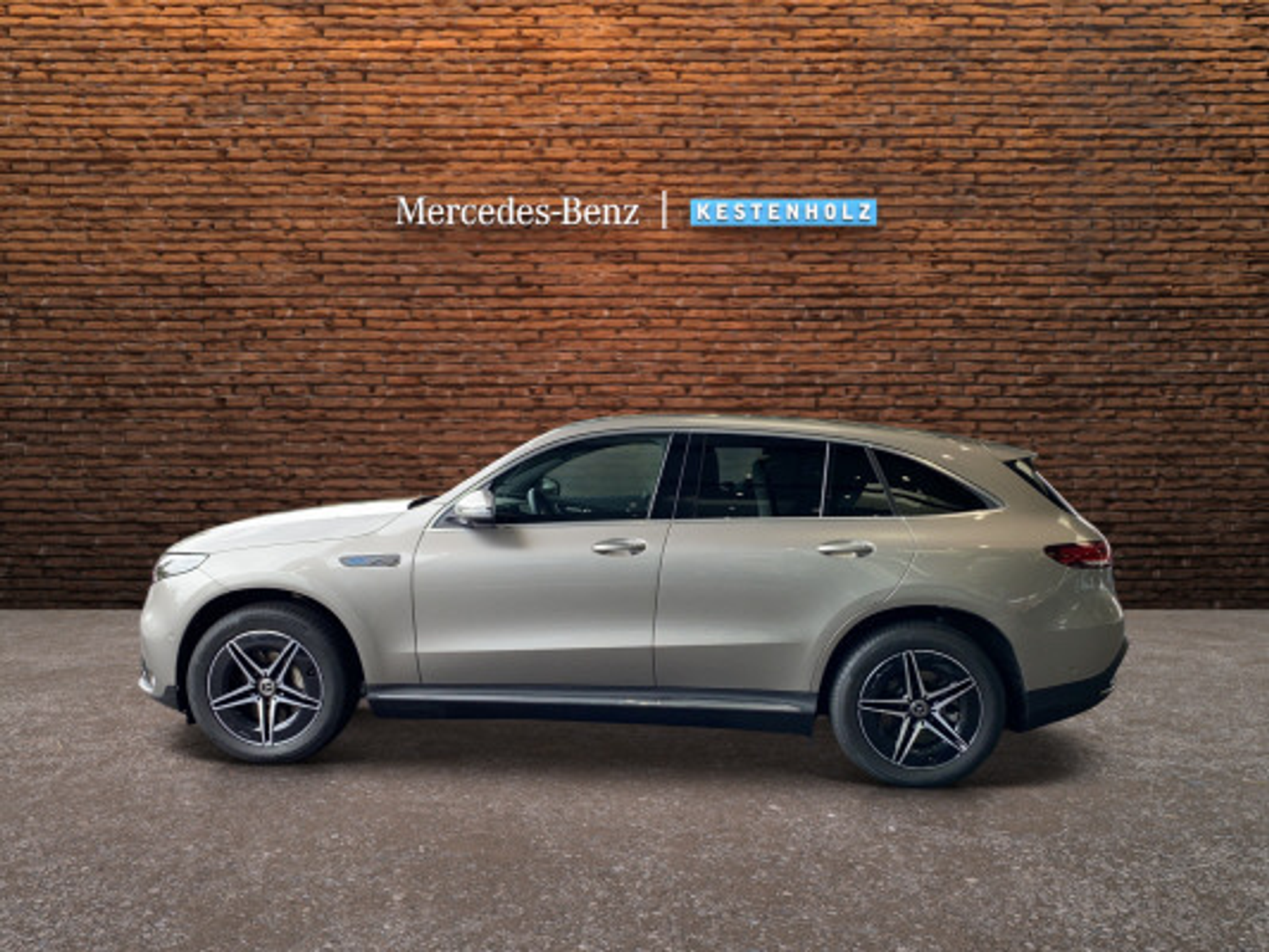 listing desktop thumbnail image 3