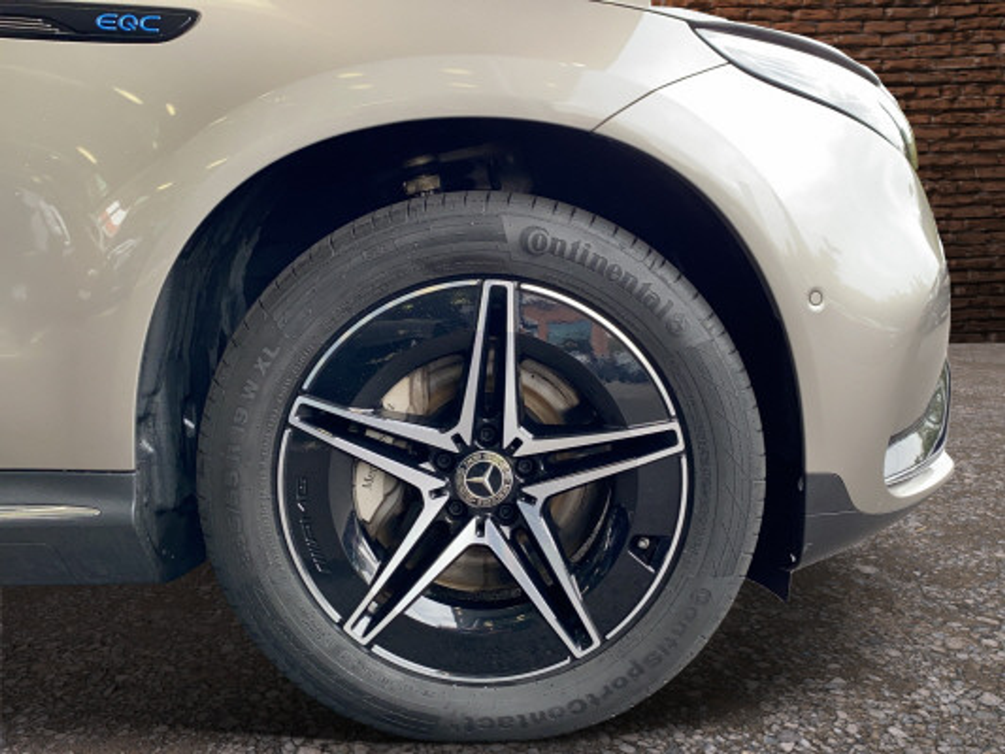 listing desktop thumbnail image 8