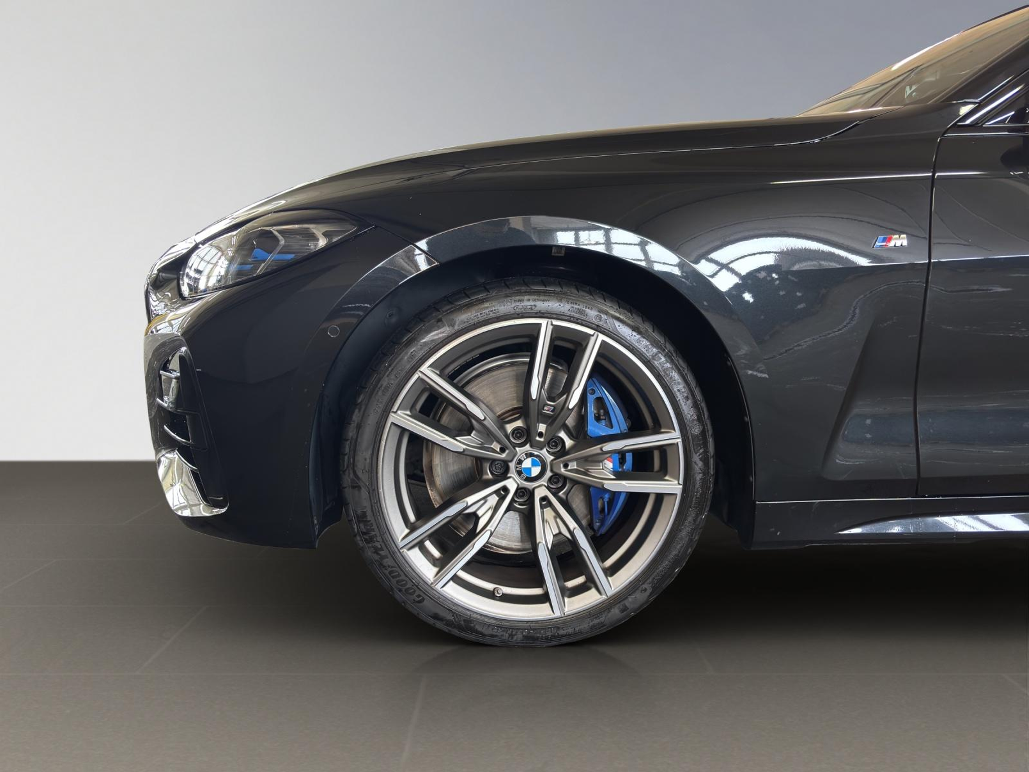 listing desktop thumbnail image 2