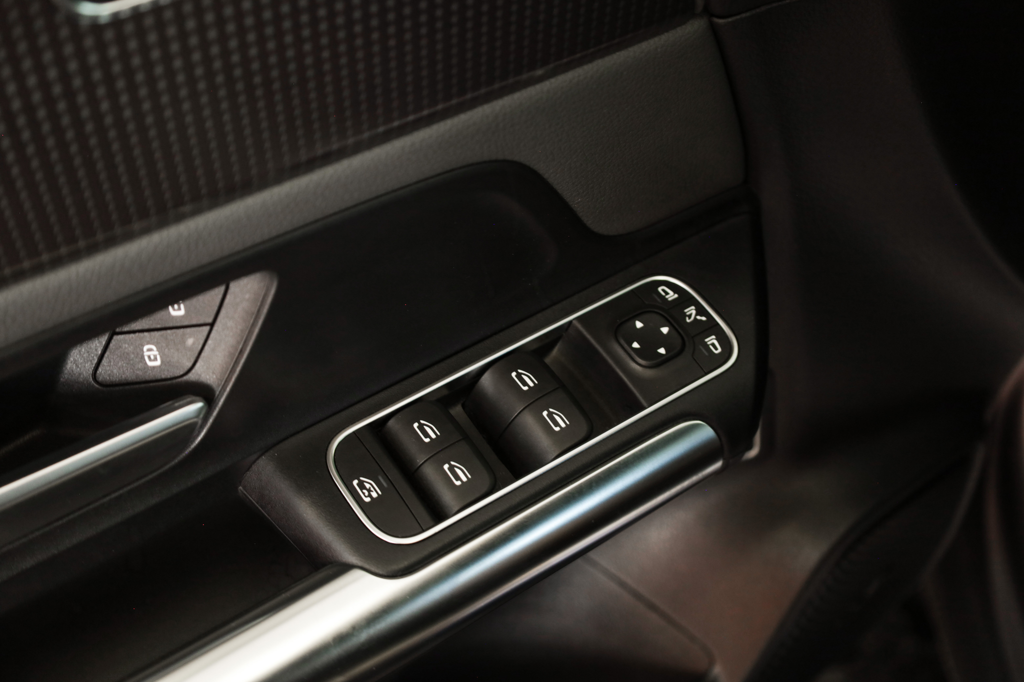 listing desktop thumbnail image 14