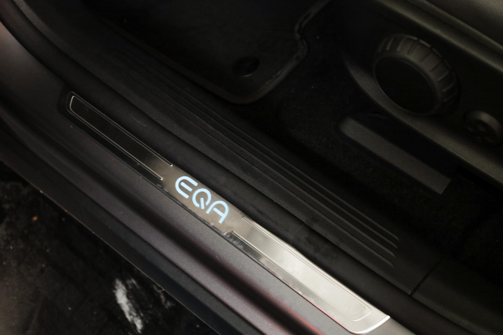 listing desktop thumbnail image 15