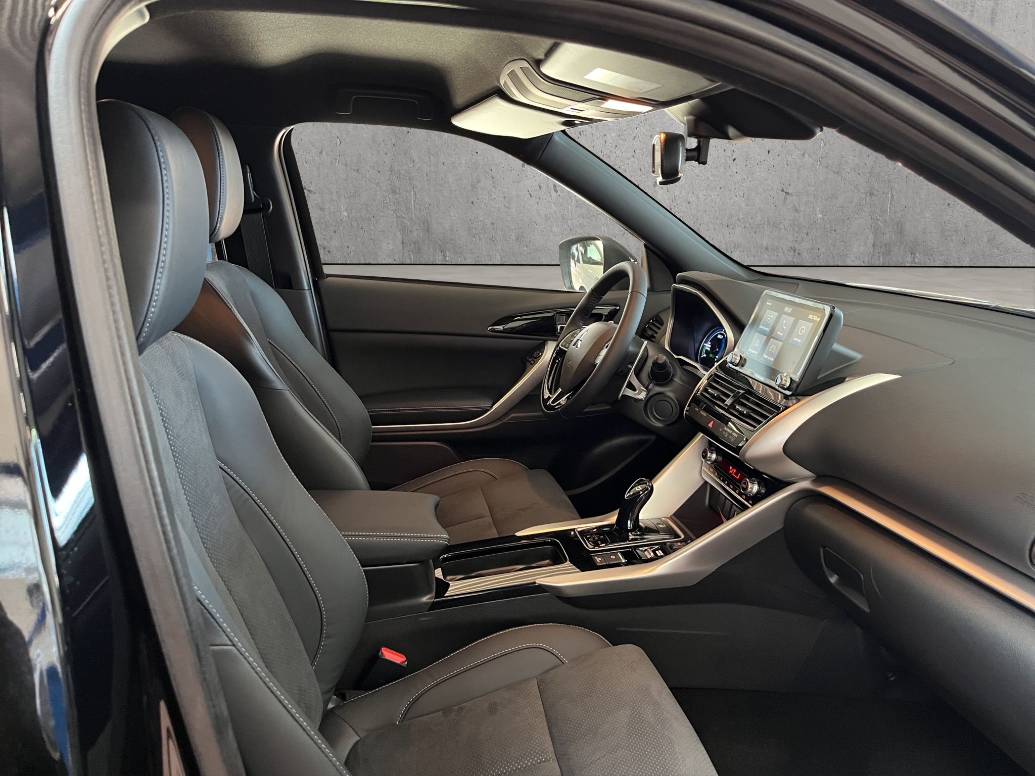 listing desktop thumbnail image 10