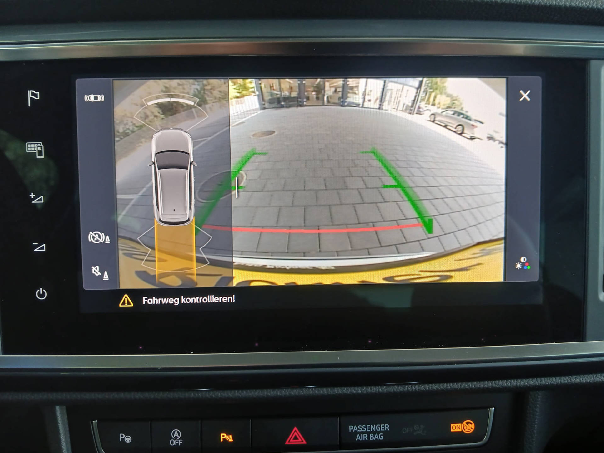 listing desktop thumbnail image 10